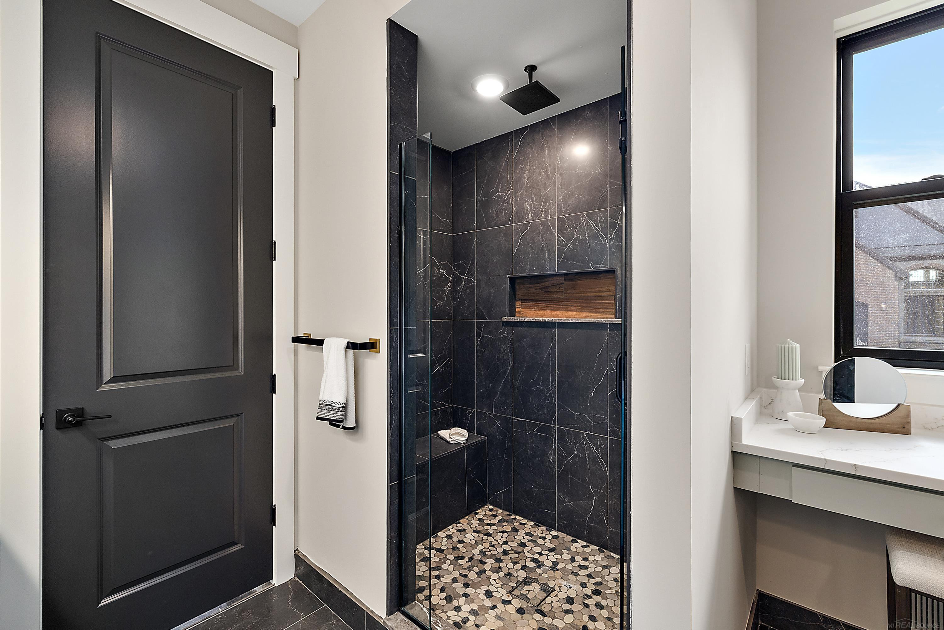 4076 Spring Meadow Drive, Sterling Heights, MI 48314 — Photo 31
