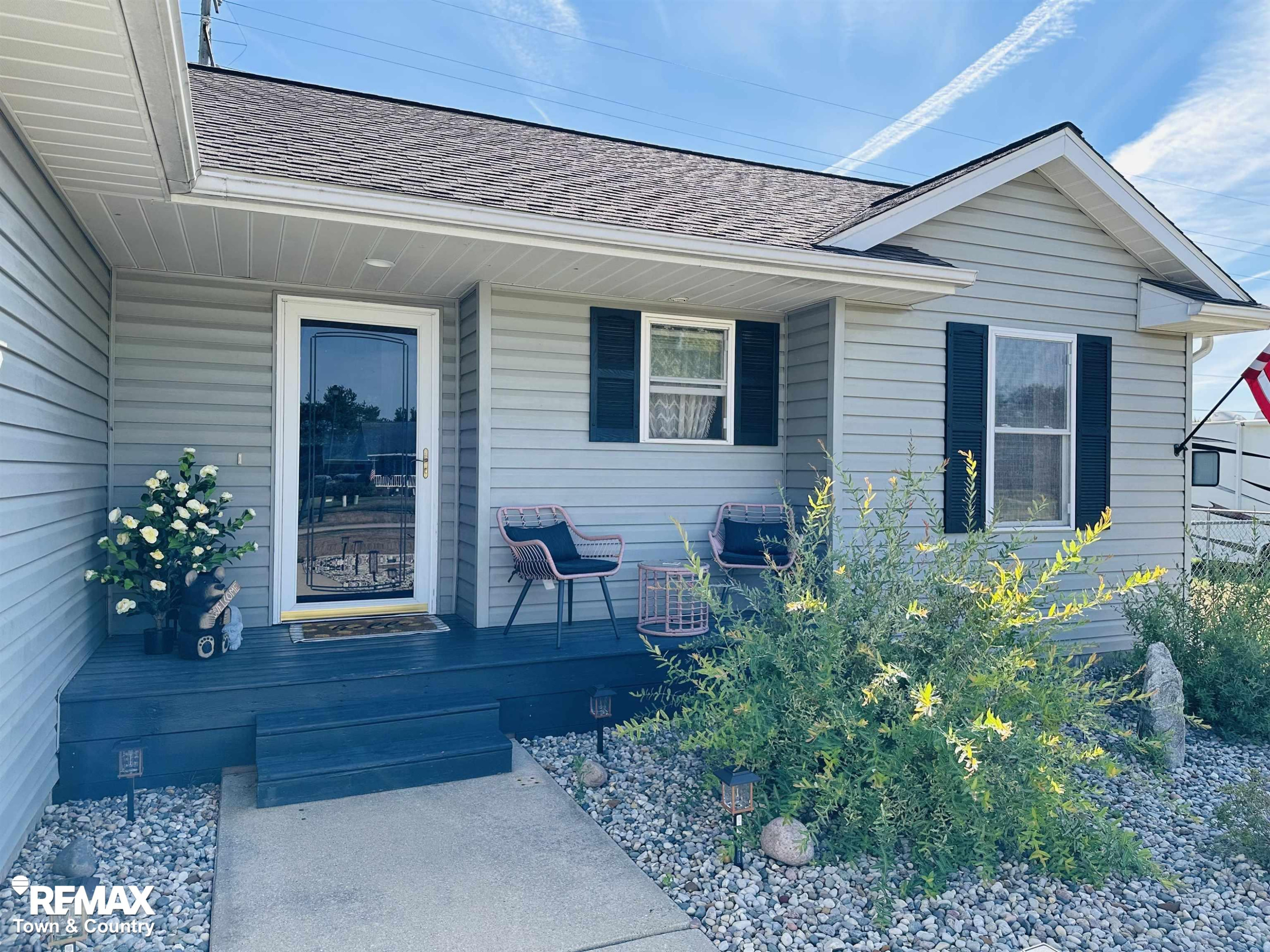 908 Pheasant Run, Gladwin, MI 48624 — Photo 3