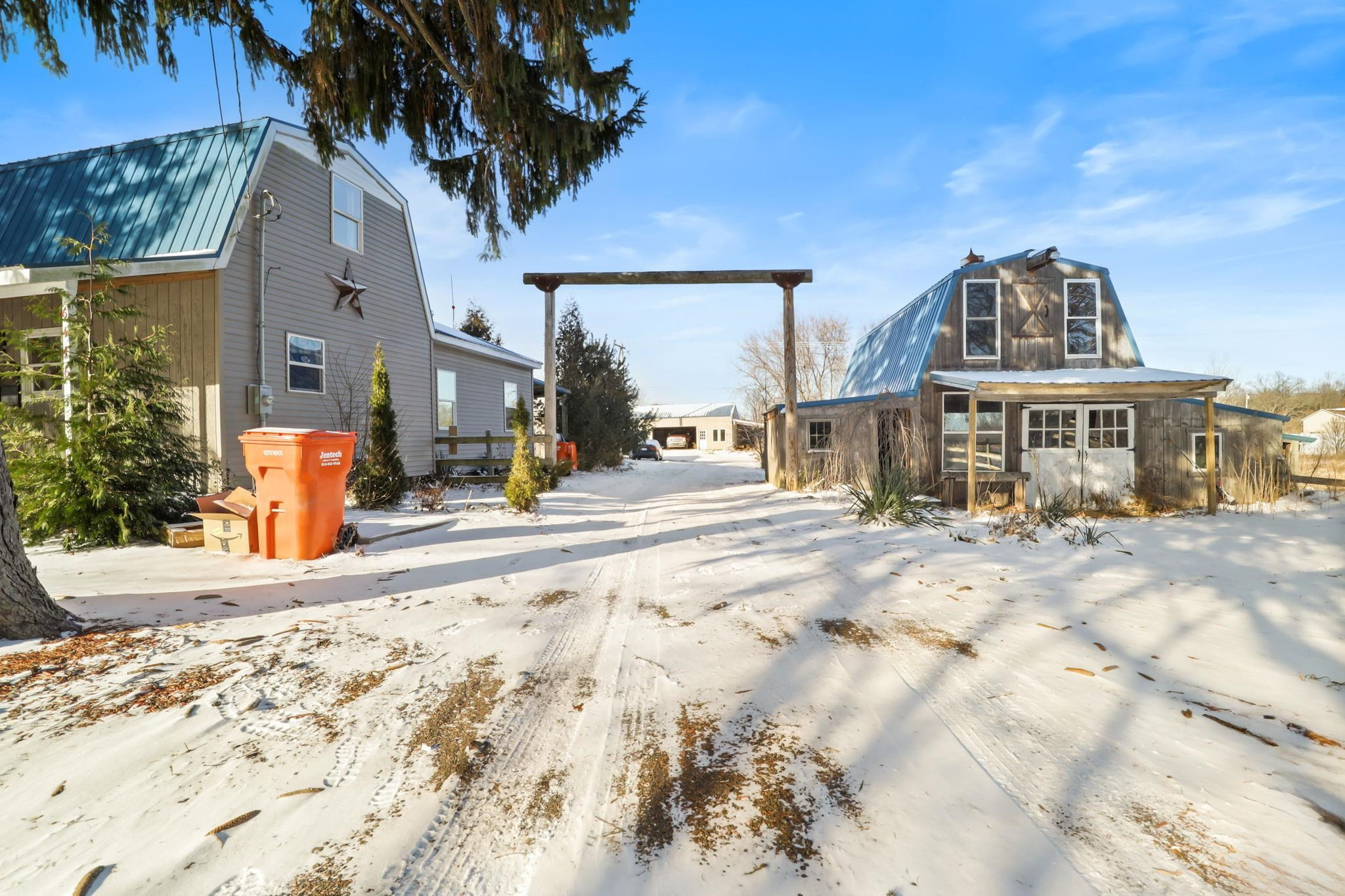 6446 W Beard Road, Perry, MI 48872 — Photo 15
