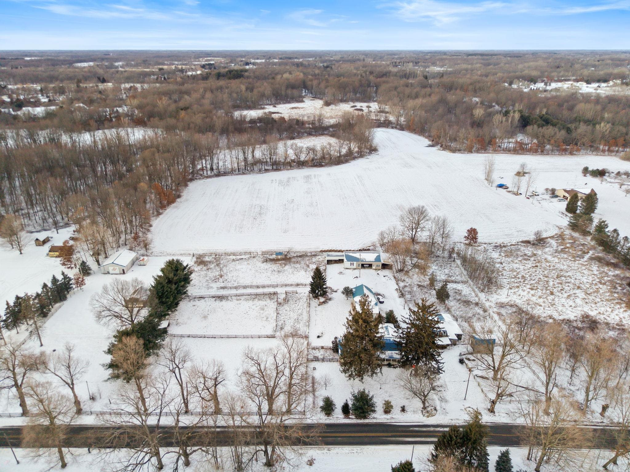 6446 W Beard Road, Perry, MI 48872 — Photo 27