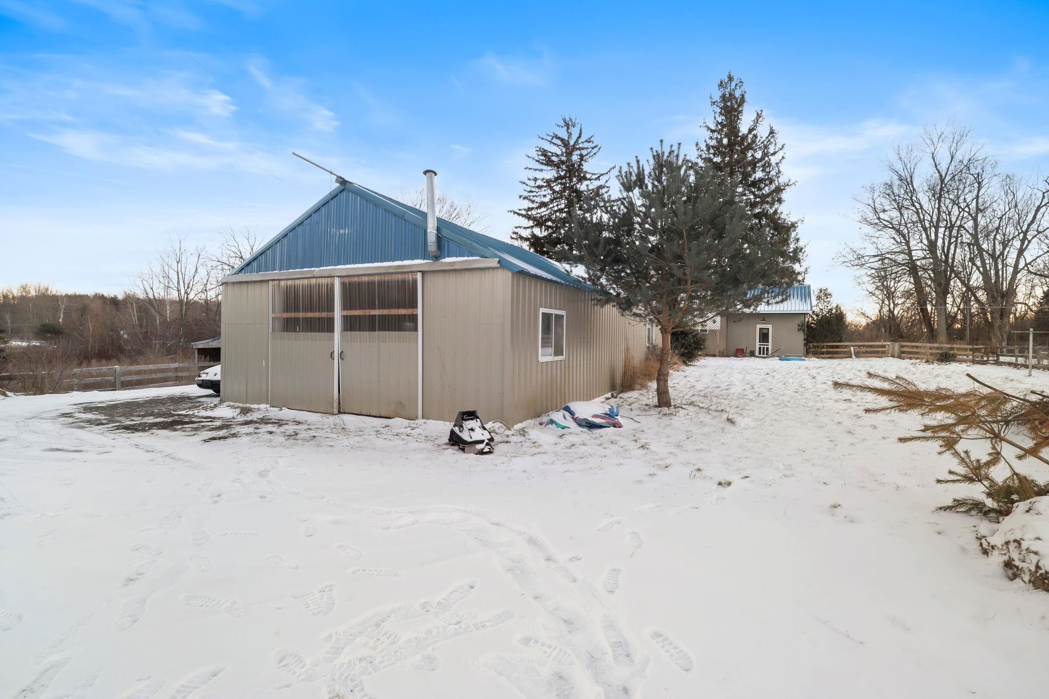 6446 W Beard Road, Perry, MI 48872 — Photo 35