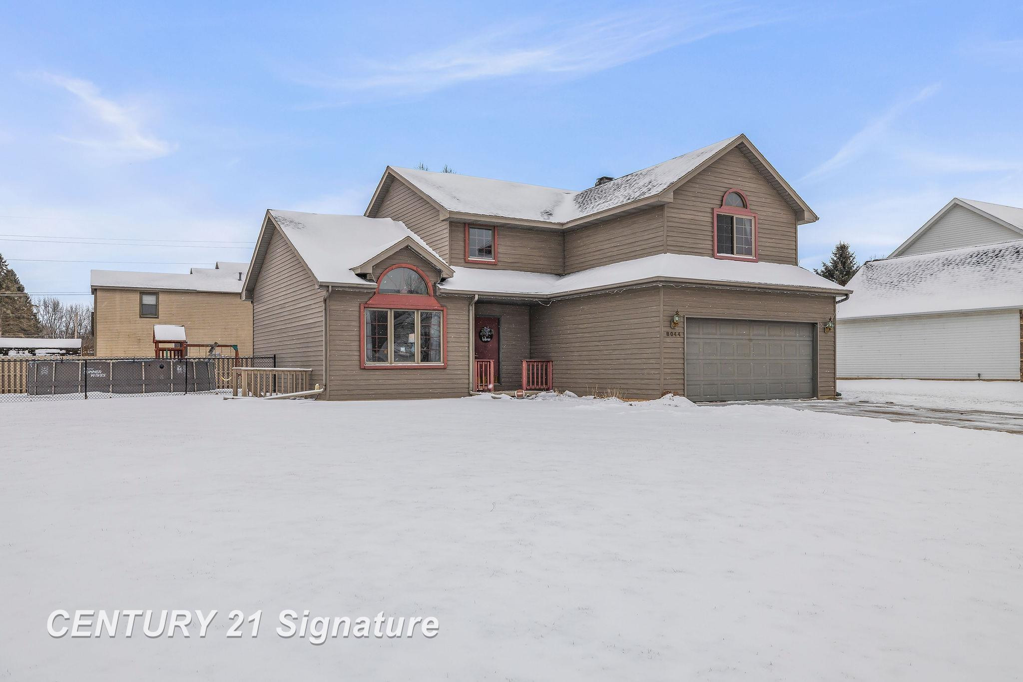 8044 Creston Drive, Freeland, MI 48623 — front exterior