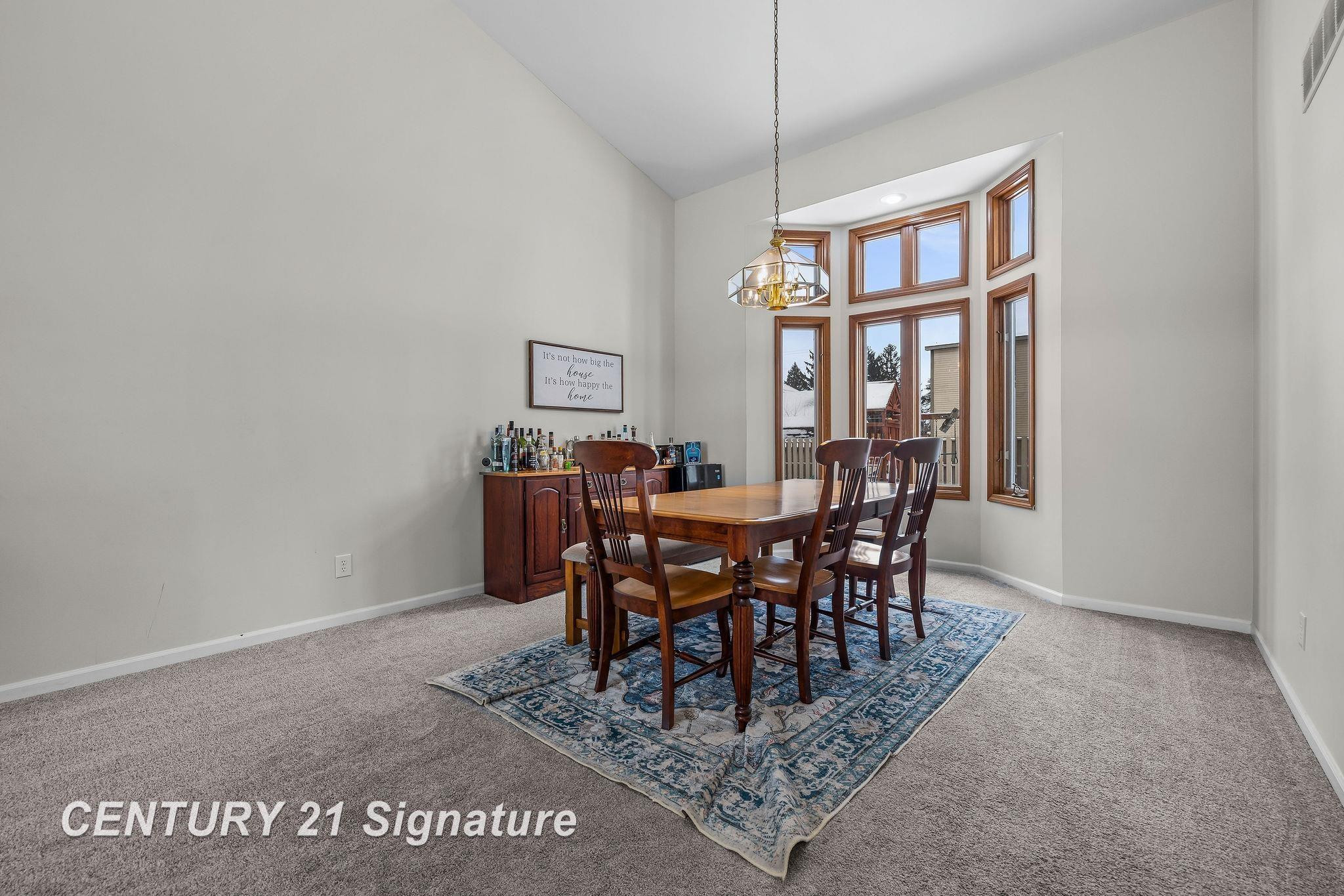 8044 Creston Drive, Freeland, MI 48623 — Photo 5