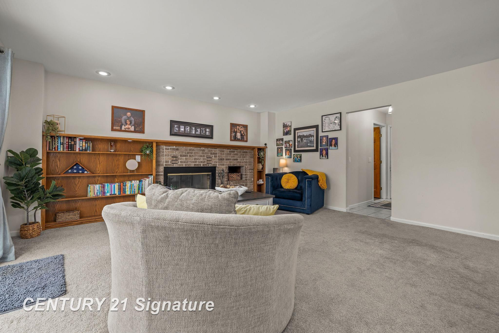8044 Creston Drive, Freeland, MI 48623 — Photo 18
