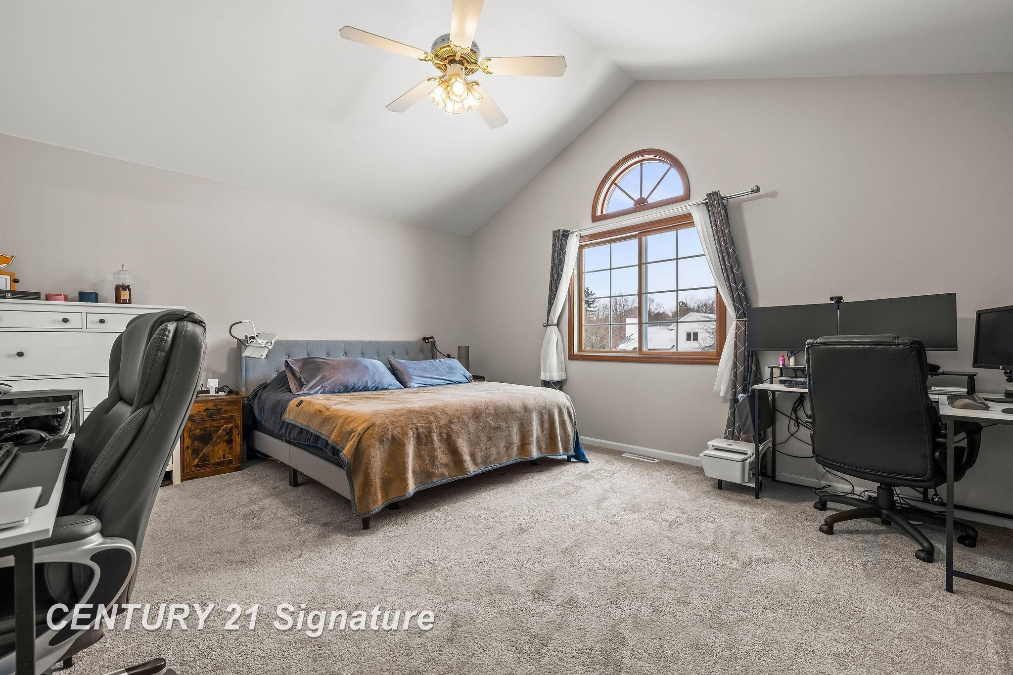 8044 Creston Drive, Freeland, MI 48623 — Photo 25