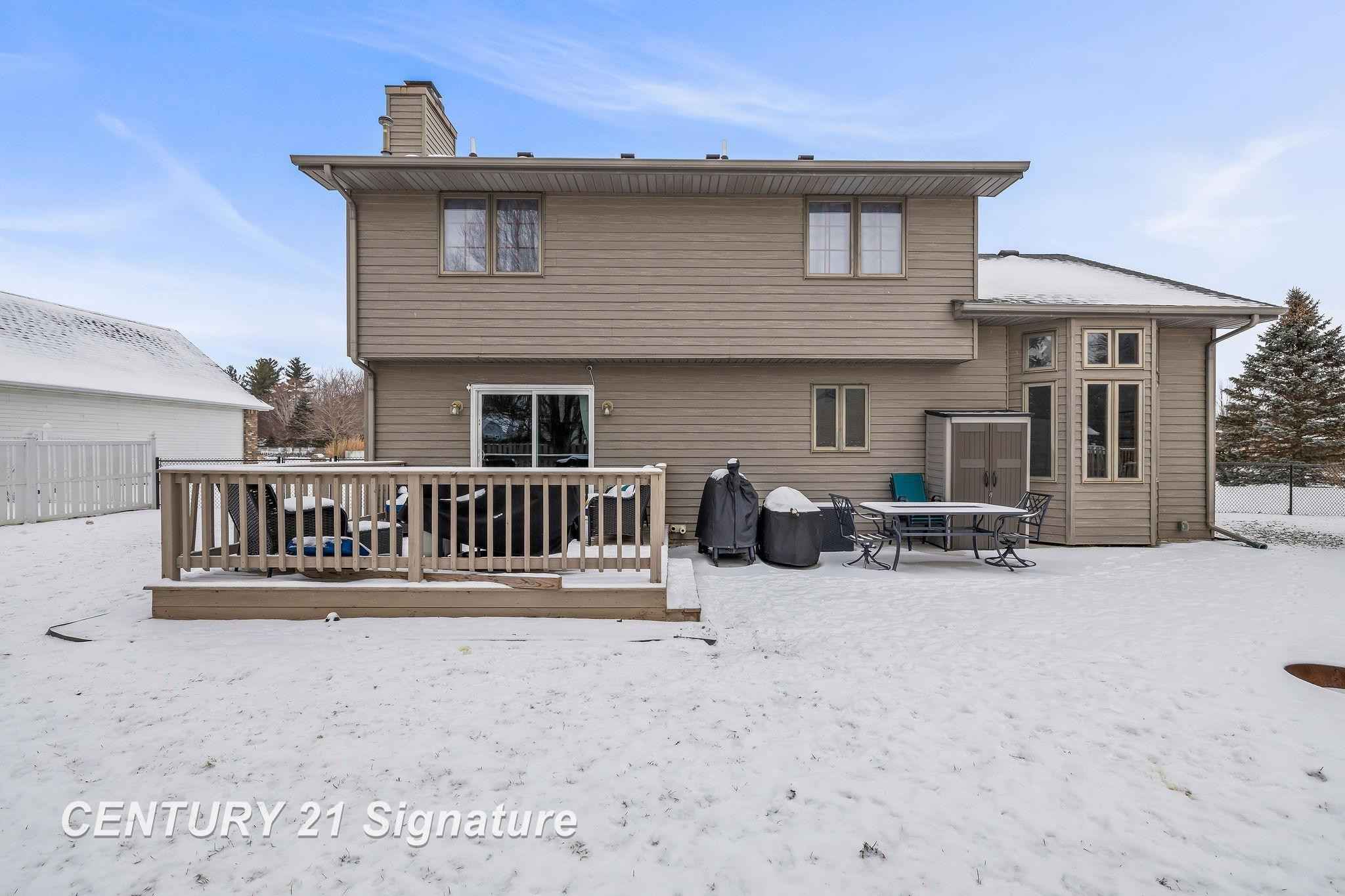 8044 Creston Drive, Freeland, MI 48623 — Photo 38