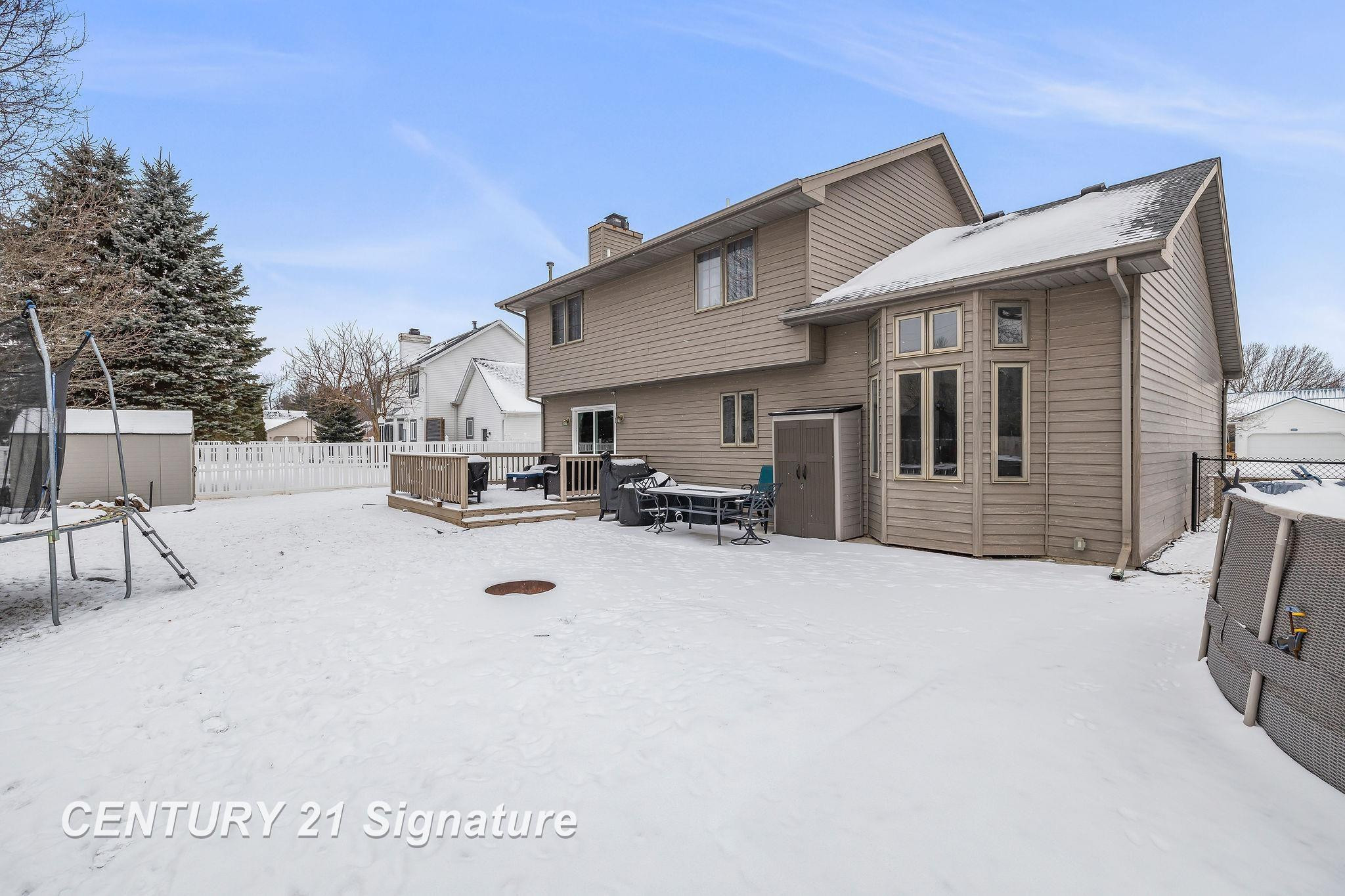 8044 Creston Drive, Freeland, MI 48623 — Photo 39