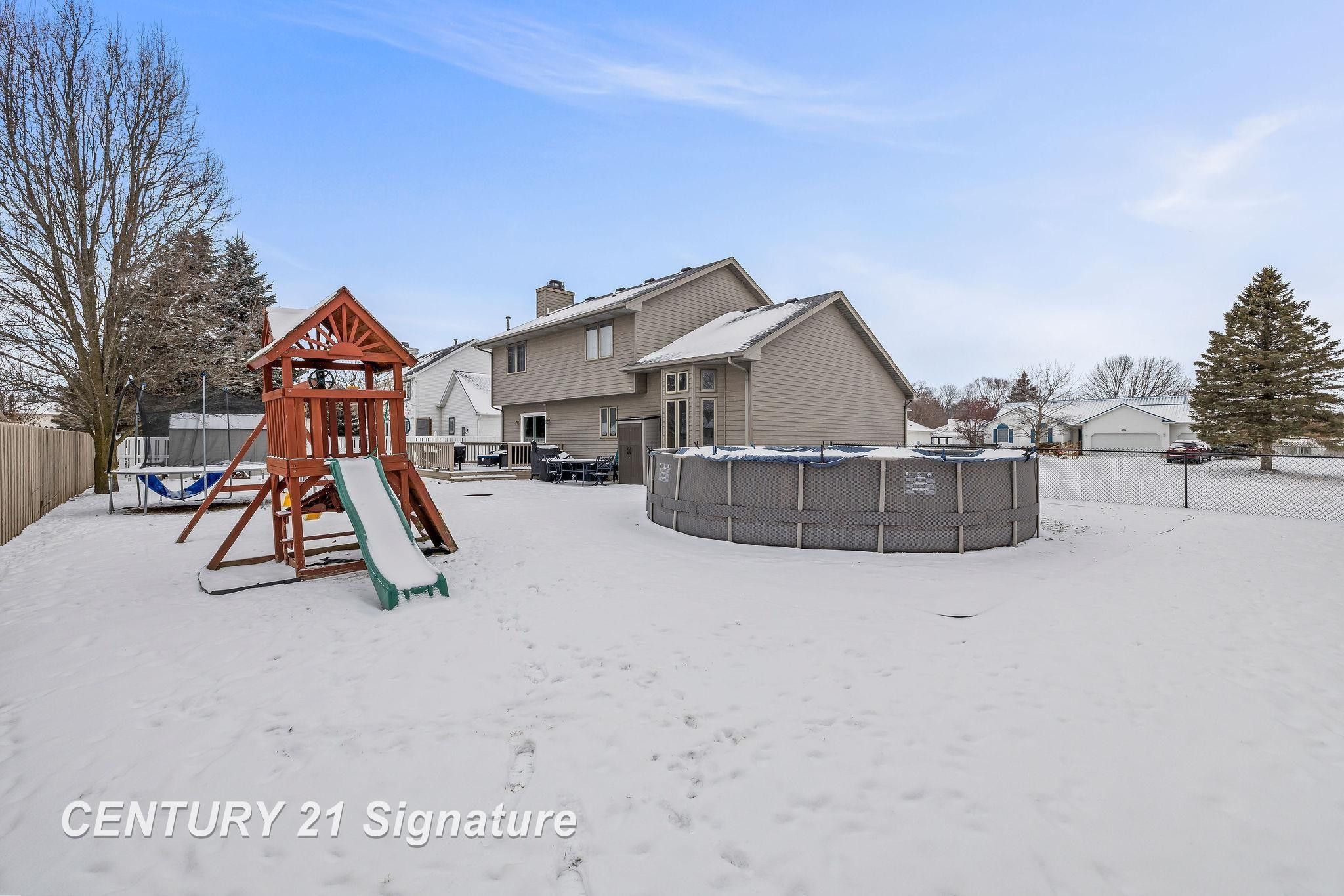 8044 Creston Drive, Freeland, MI 48623 — Photo 40