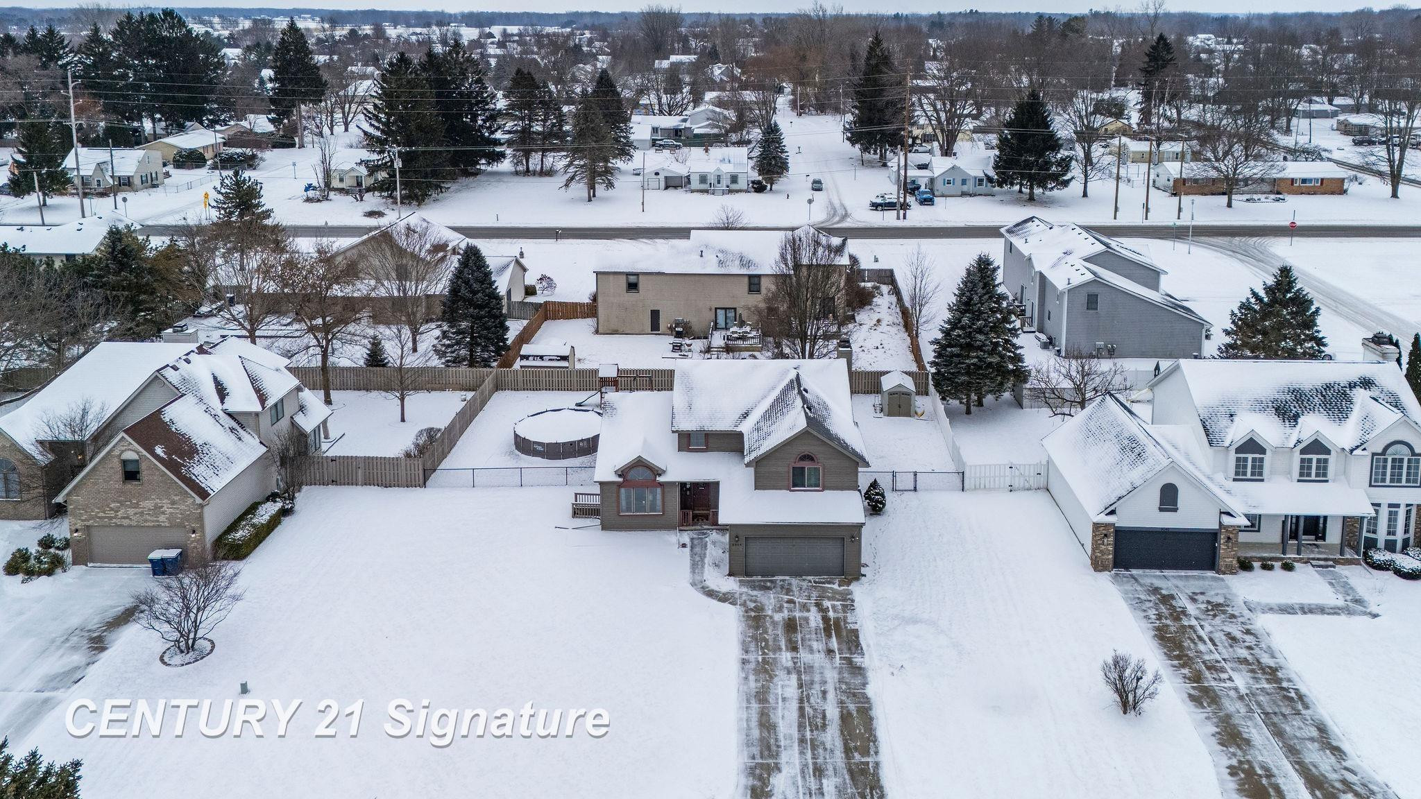 8044 Creston Drive, Freeland, MI 48623 — Photo 43