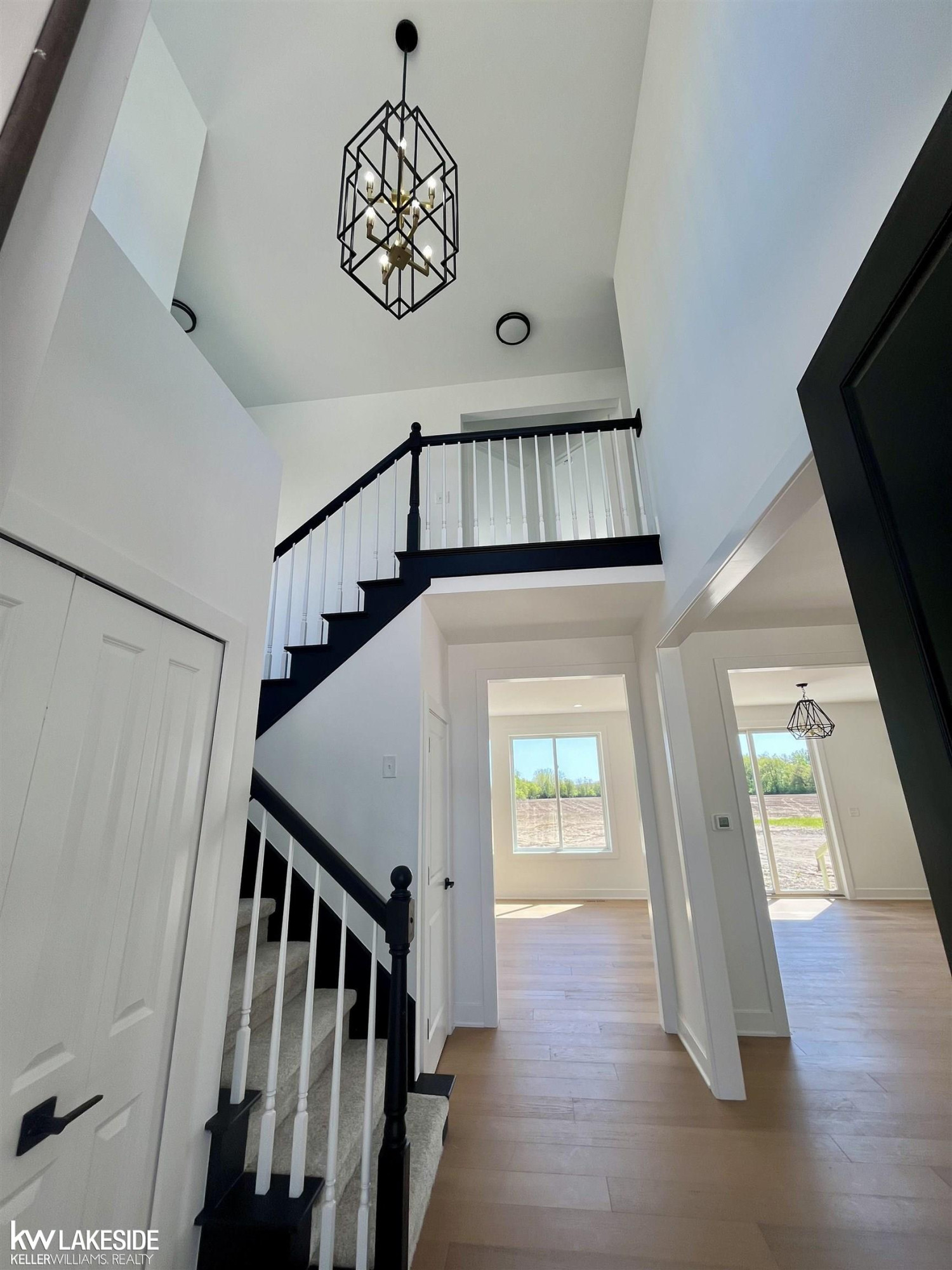 72160 Van Dyke Avenue, MI 48065 — Photo 4