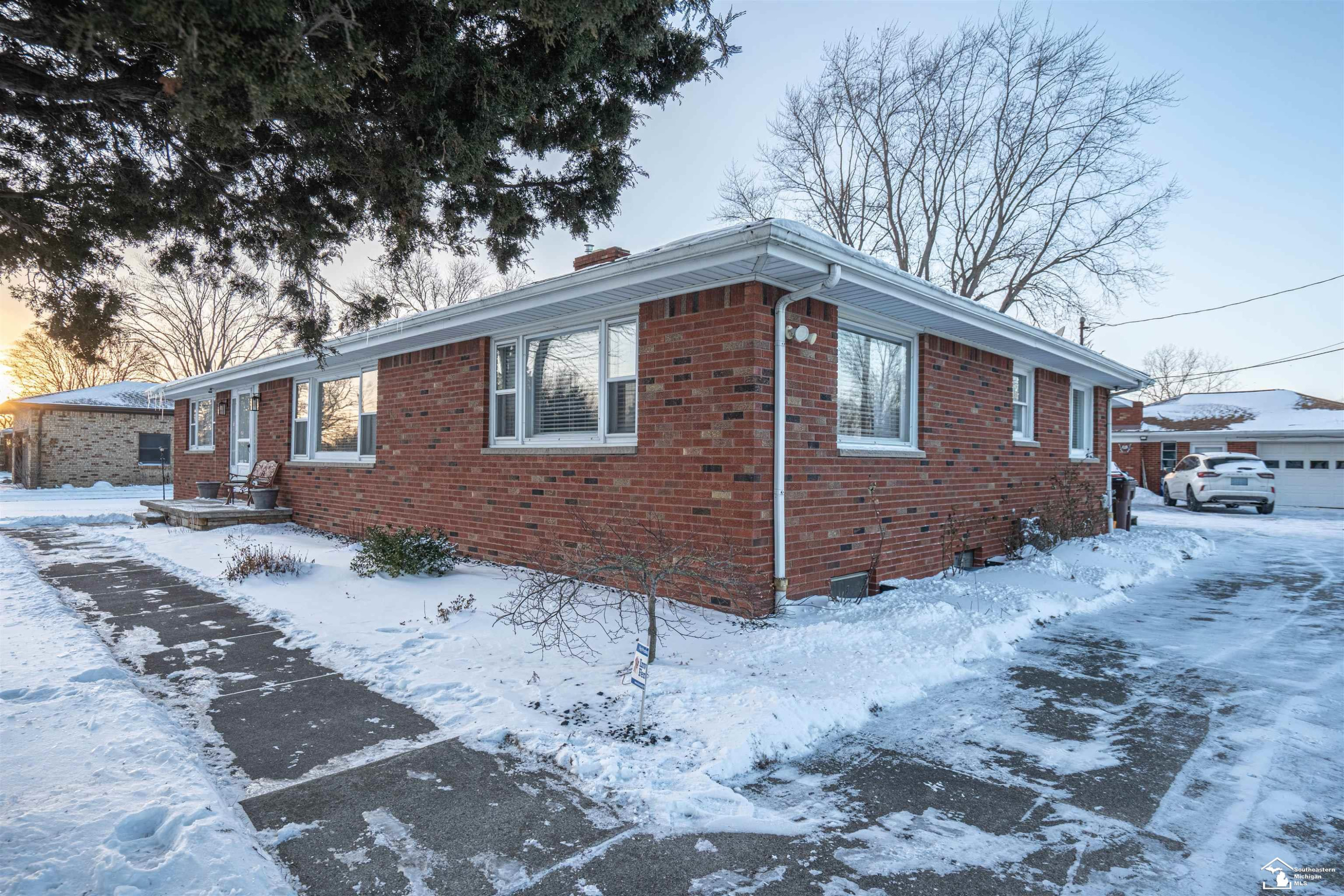 14259 S Dixie Highway, Monroe, MI 48161 — Photo 3