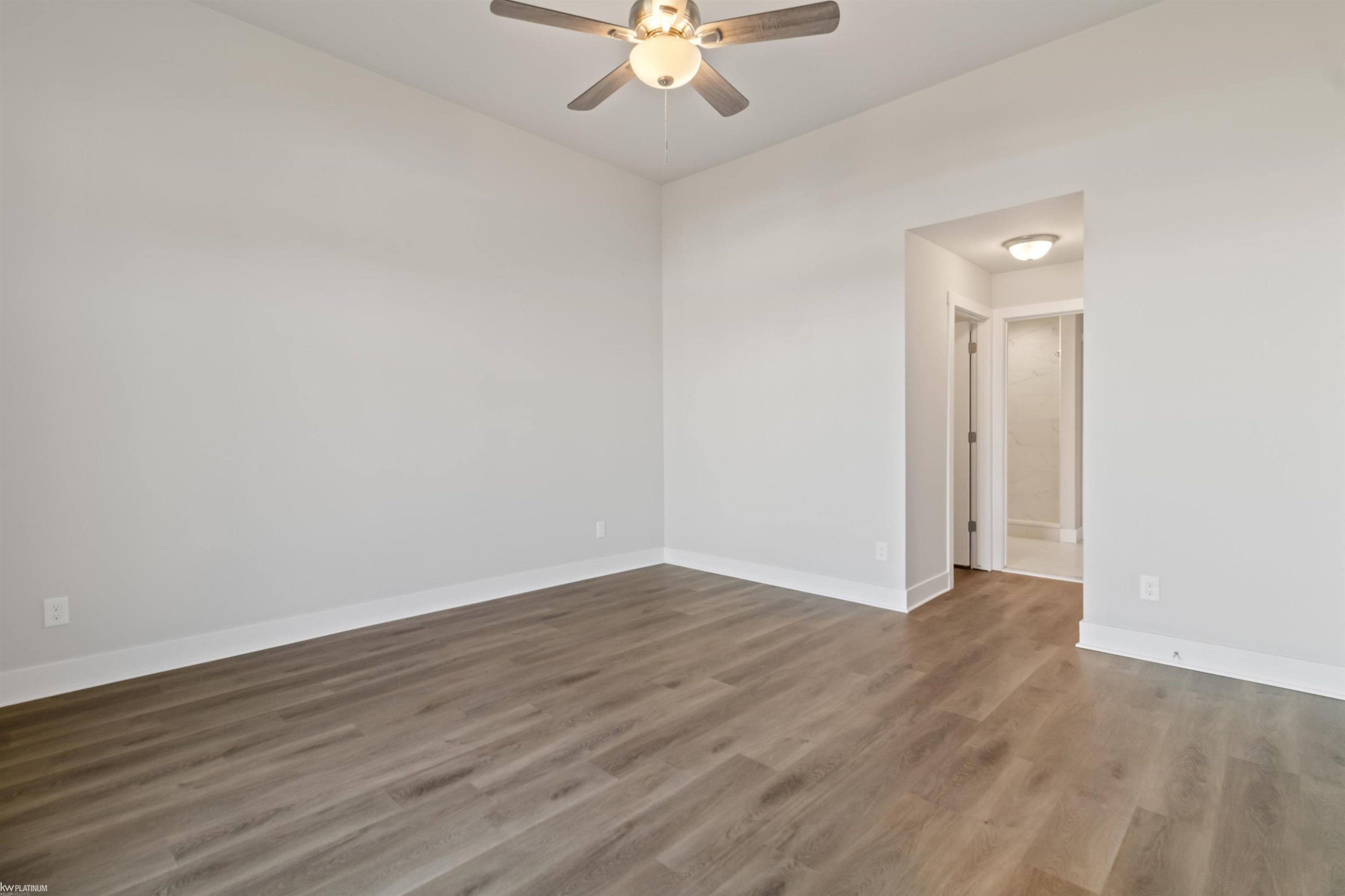 26161 Juliagrove Lane, Unit 48/Building 12, New Baltimore, MI — Photo 14