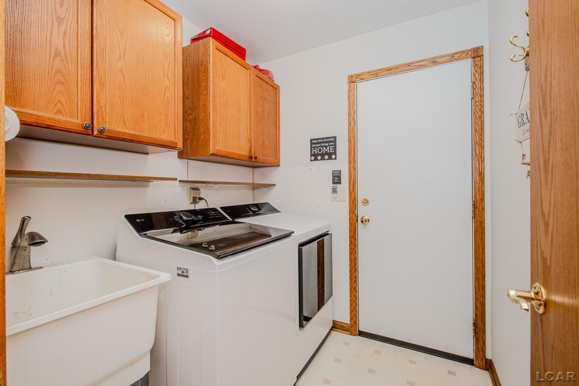 1829 Pebble Creek Drive, Canton, MI 48188 — Photo 33