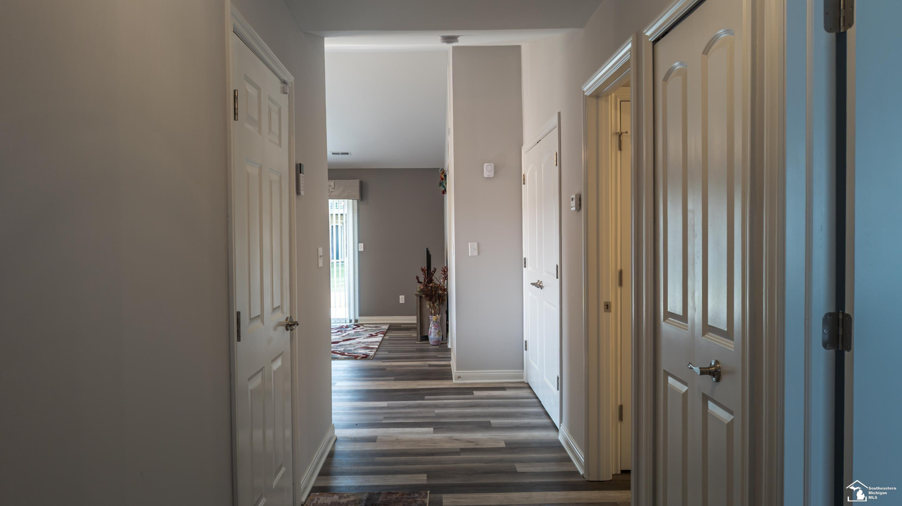 4105 Rosalia Drive, 20, Monroe, MI 48161 — Photo 2