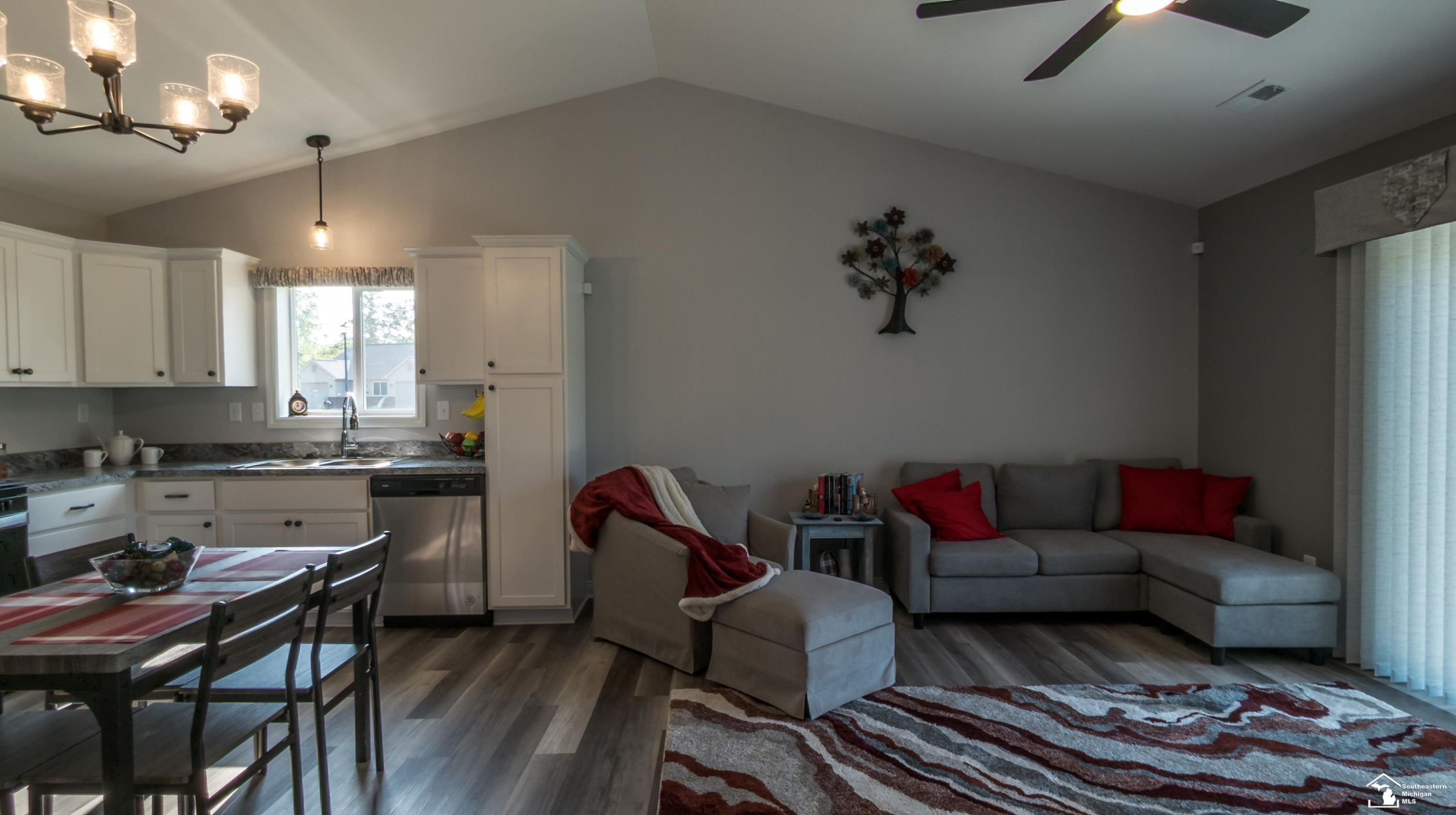 4105 Rosalia Drive, 20, Monroe, MI 48161 — Photo 9