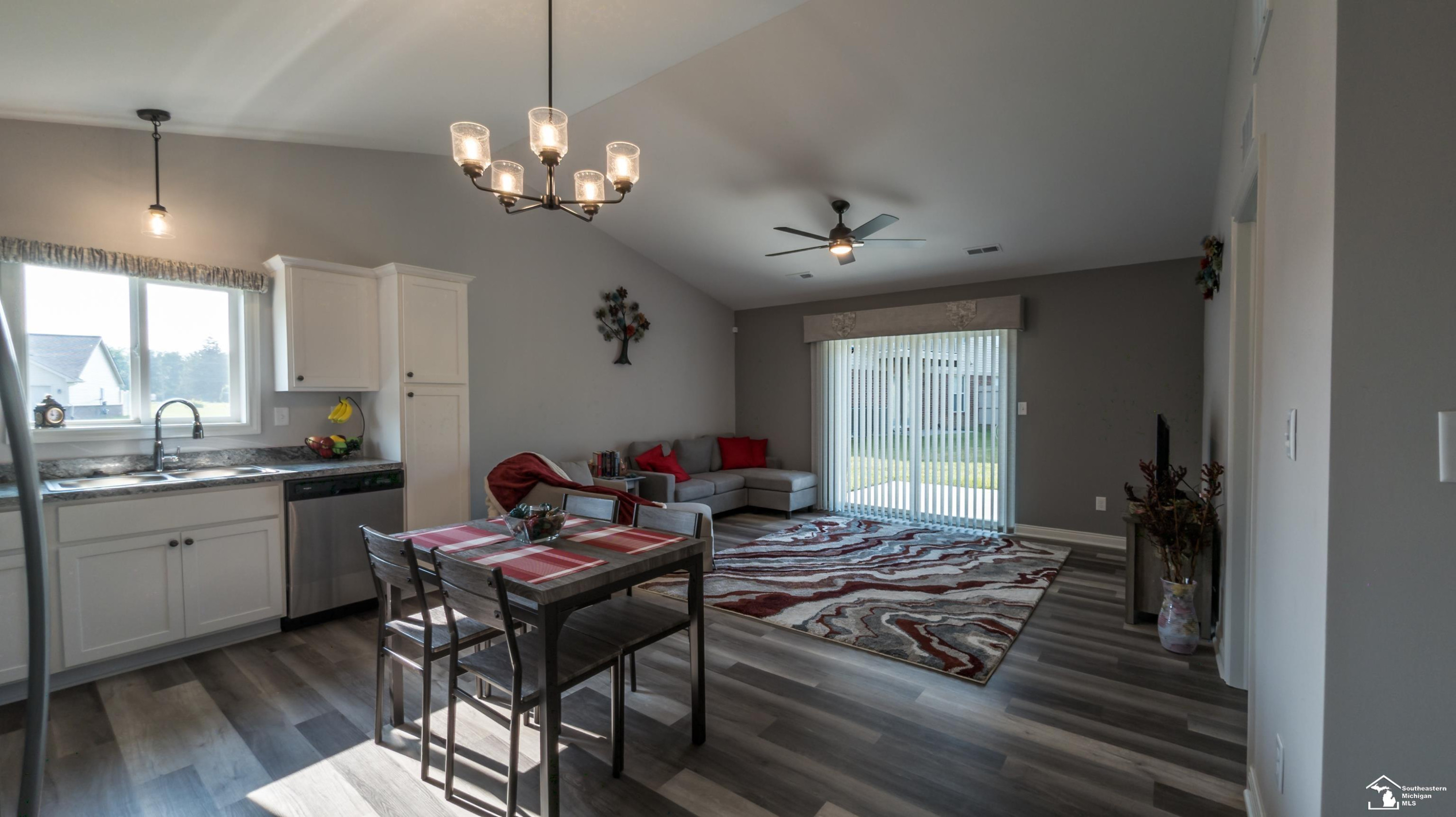 4107 Rosalia Drive, 16, Monroe, MI 48161 — Photo 8