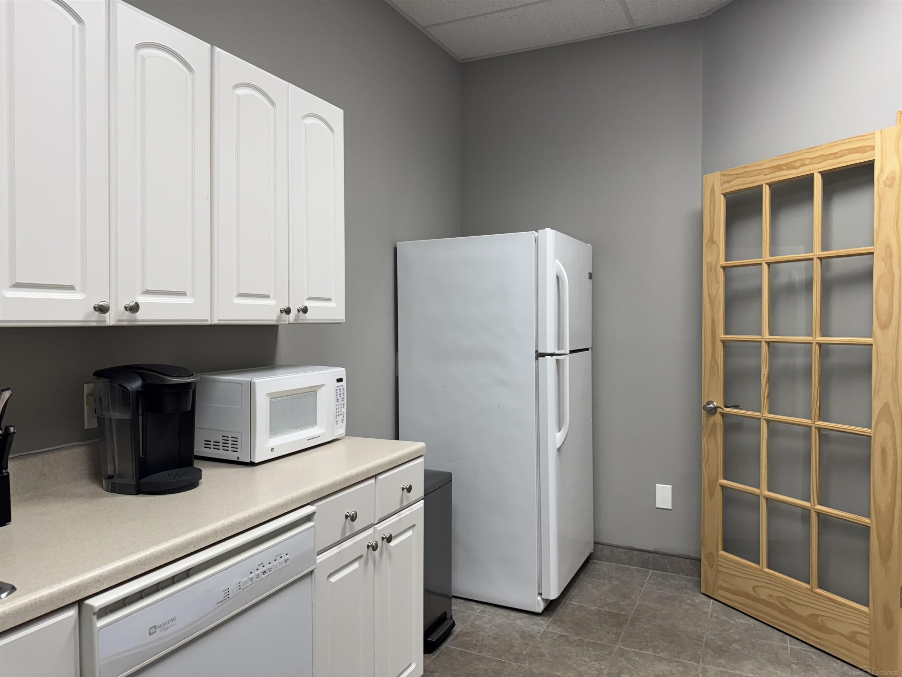 55951 Gratiot Avenue, MI — Photo 13