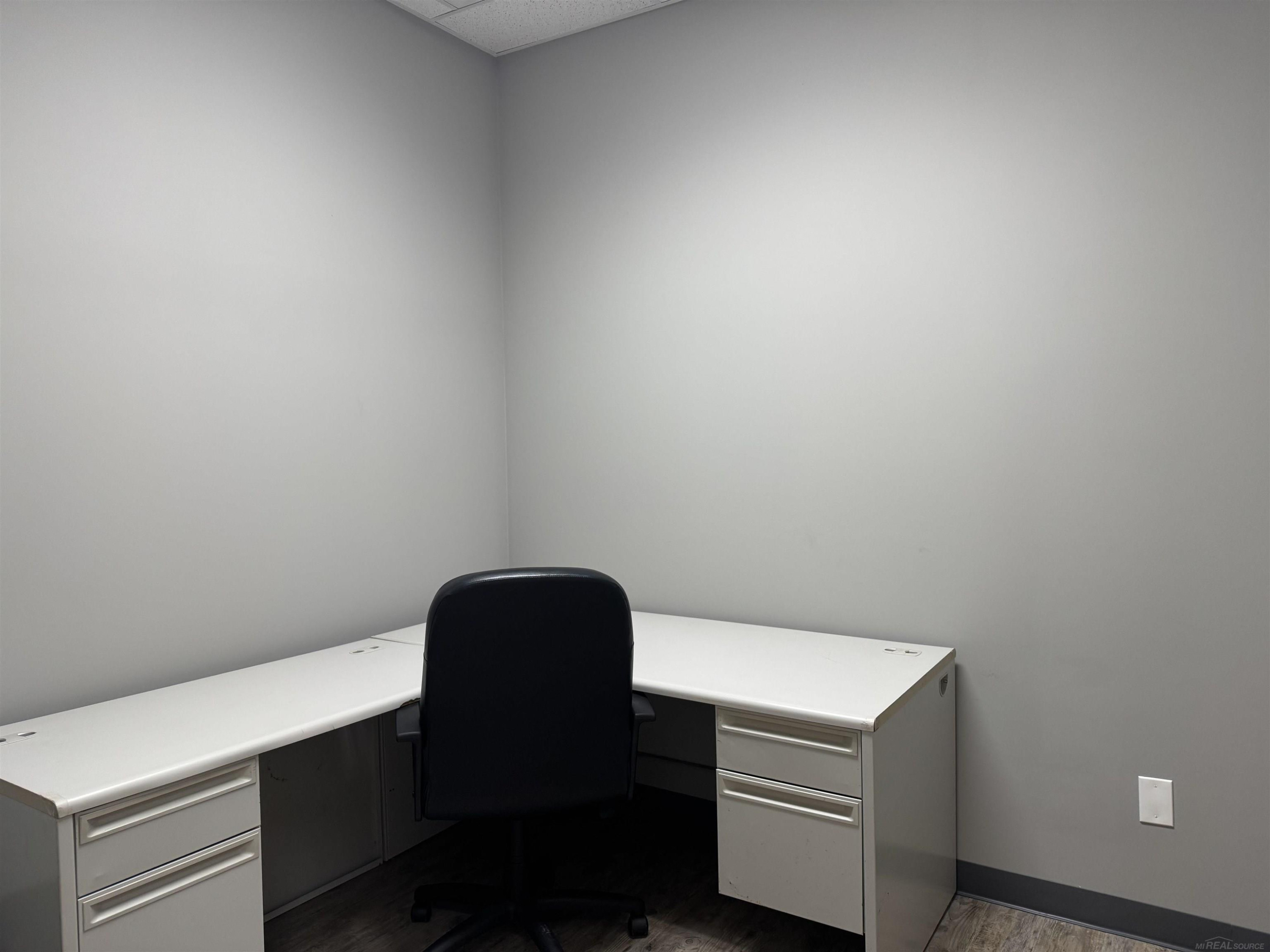 55951 Gratiot Avenue, MI — Photo 23