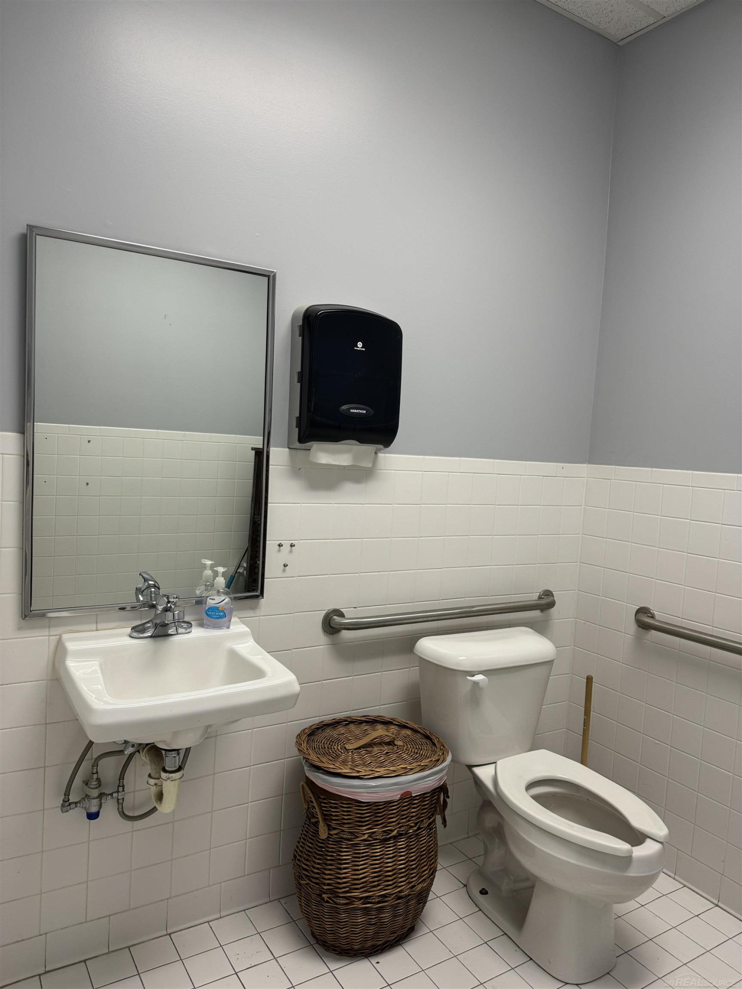 55951 Gratiot Avenue, MI — Photo 36