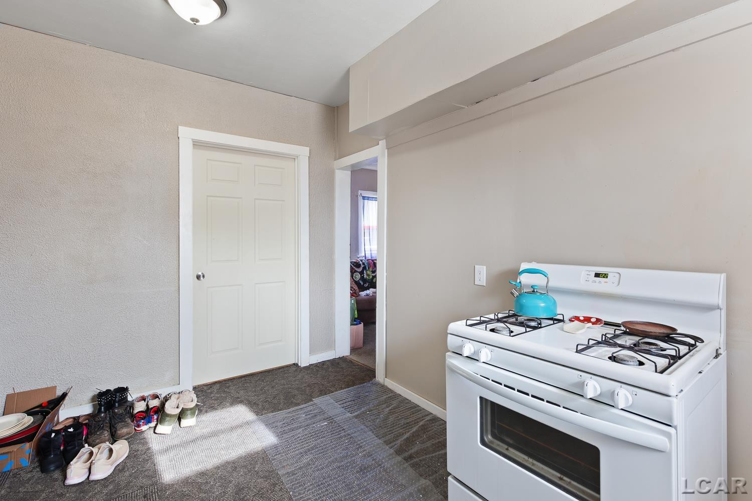 632 Division Street, Adrian, MI 49221 — Photo 20