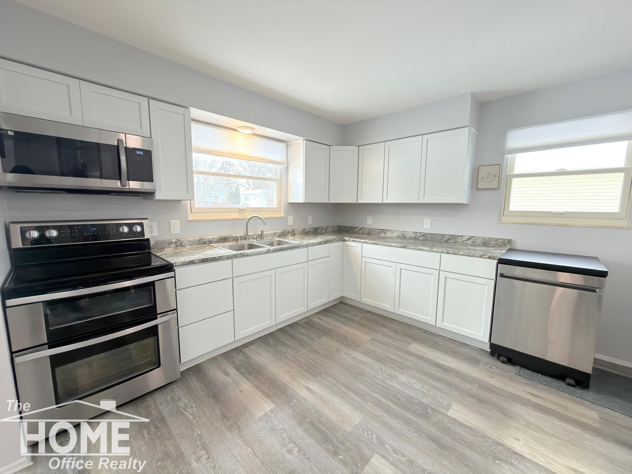 105 E Naldrette Street, Durand, MI 48429 — Photo 6