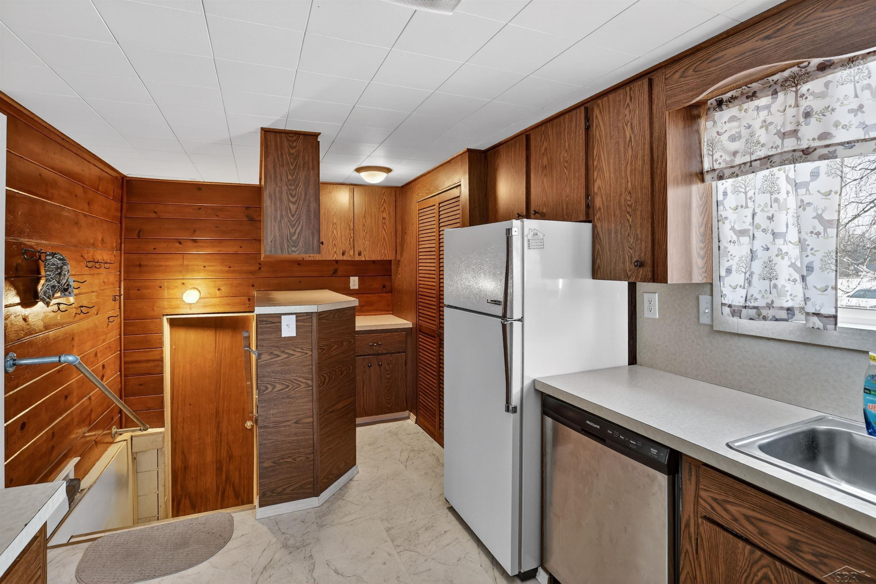 6530 Davis Road, Saginaw, MI 48604 — Photo 13