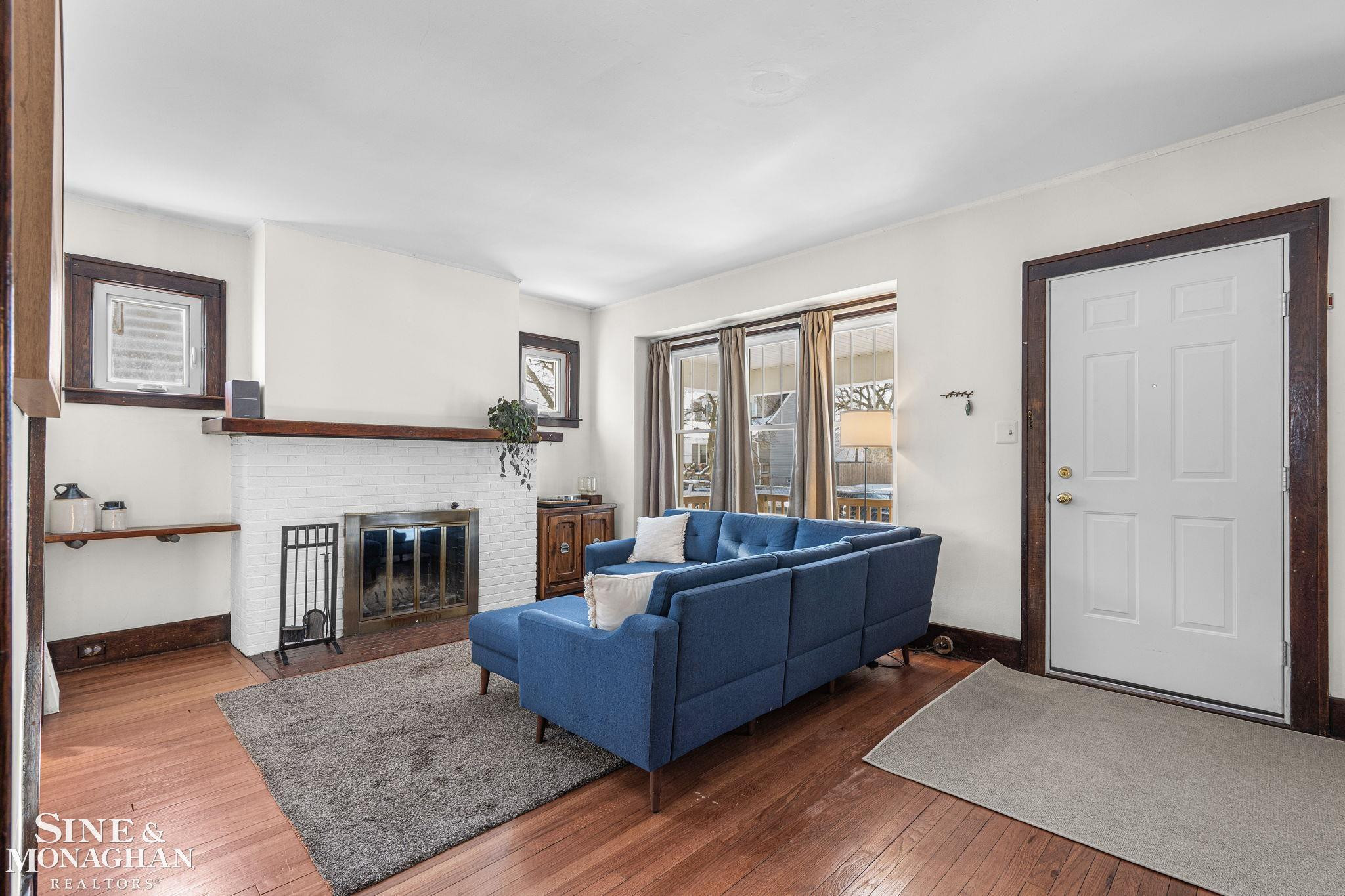 3748 Burns Street, Detroit, MI 48214 — Photo 4