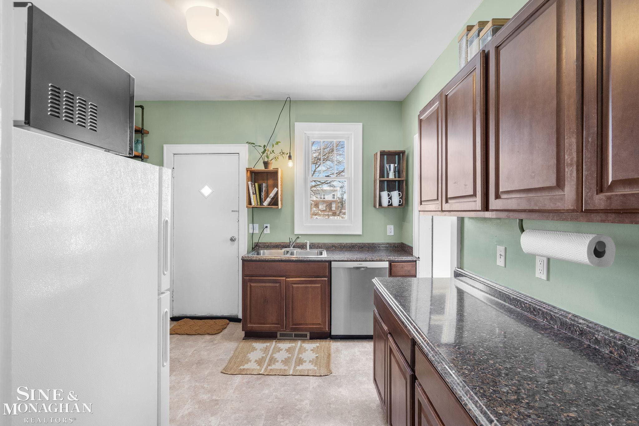 3748 Burns Street, Detroit, MI 48214 — Photo 15