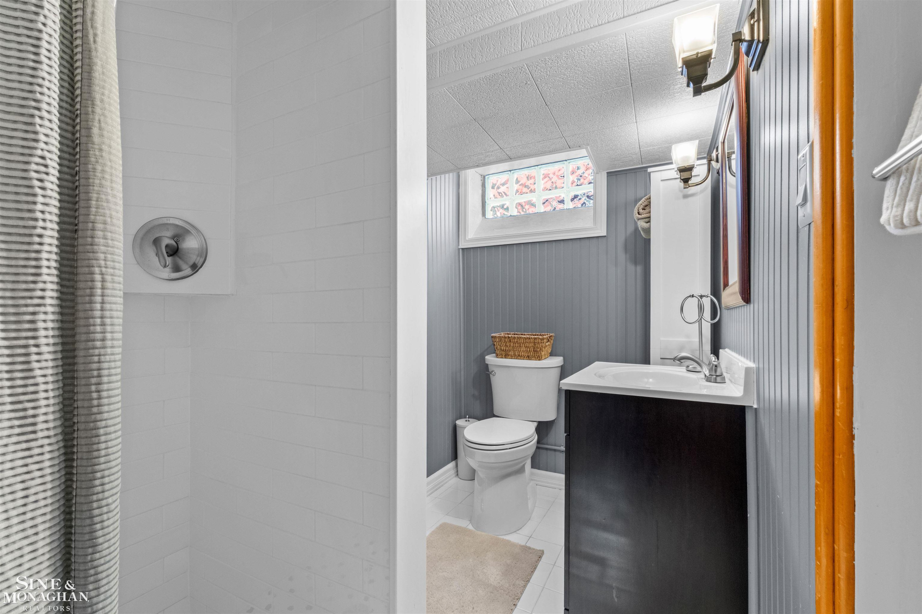 407 Kerby Road, Grosse Pointe Farms, MI 48236 — Photo 32