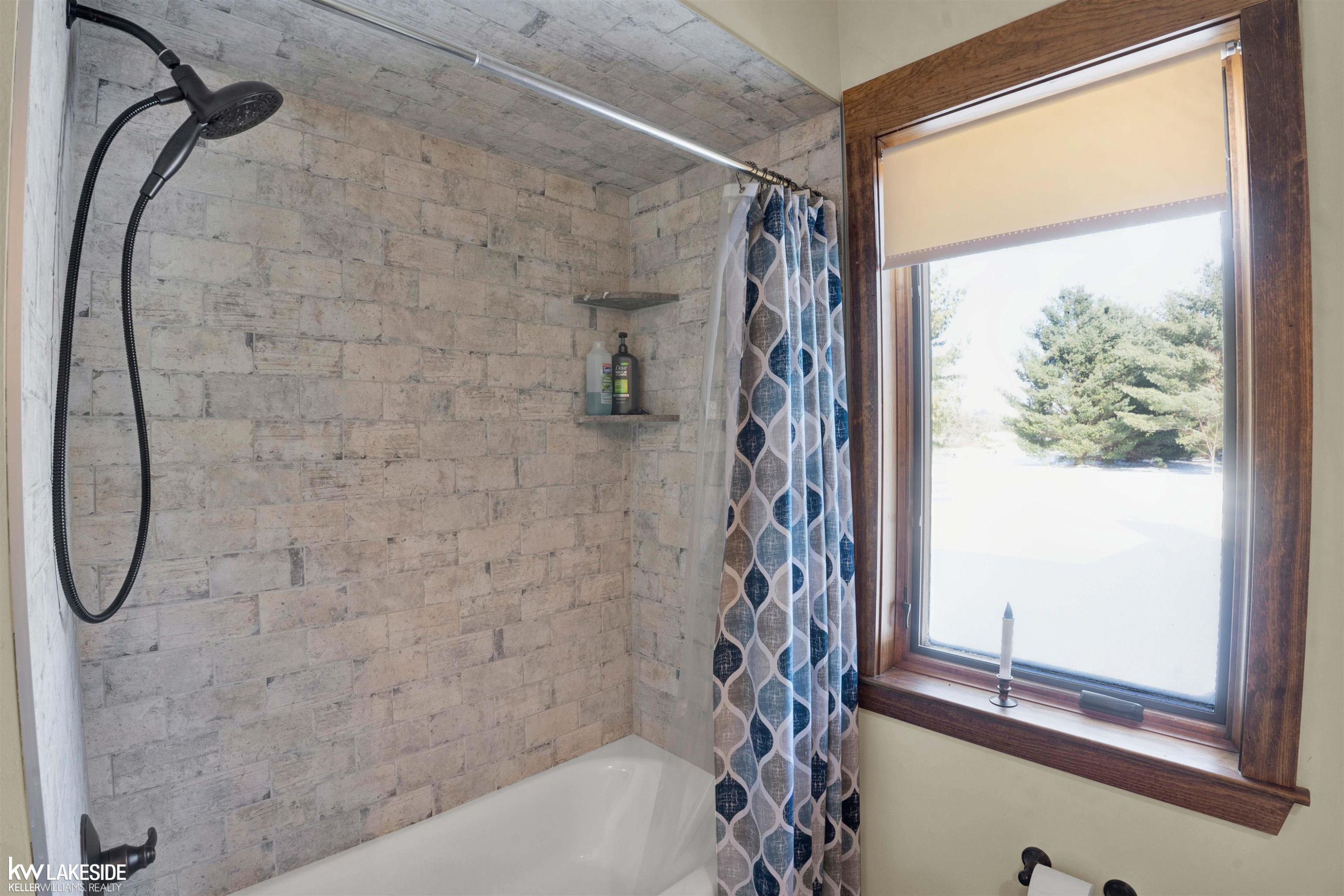 9652 Bartel Road, MI — Photo 24