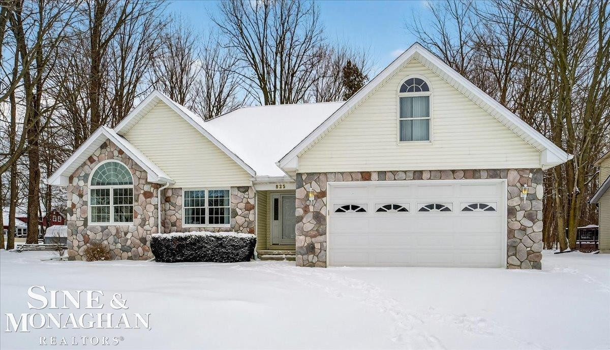 825 Joanwood Drive, Marysville, MI 48040 — Photo 44