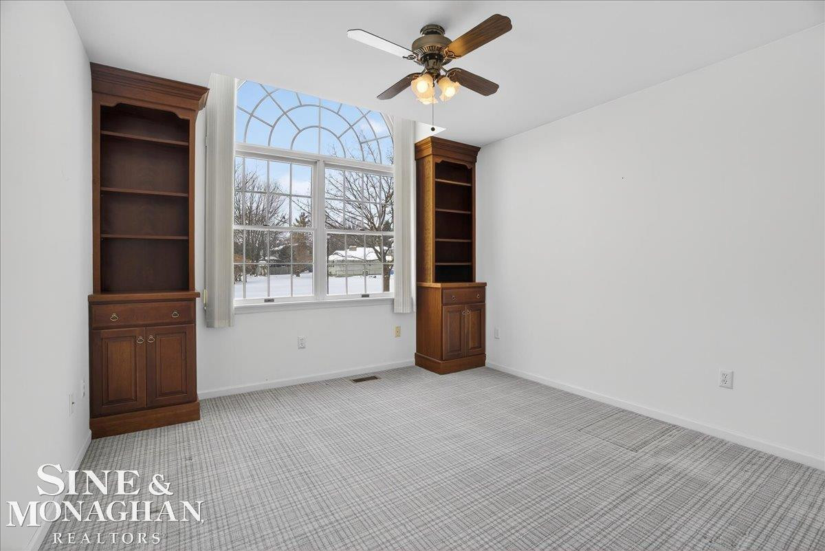 825 Joanwood Drive, Marysville, MI 48040 — Photo 17