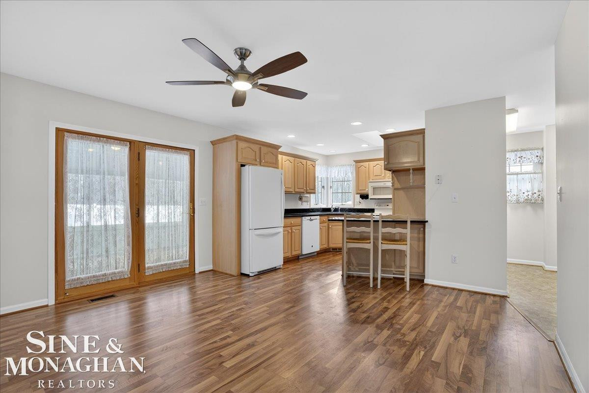 825 Joanwood Drive, Marysville, MI 48040 — Photo 22