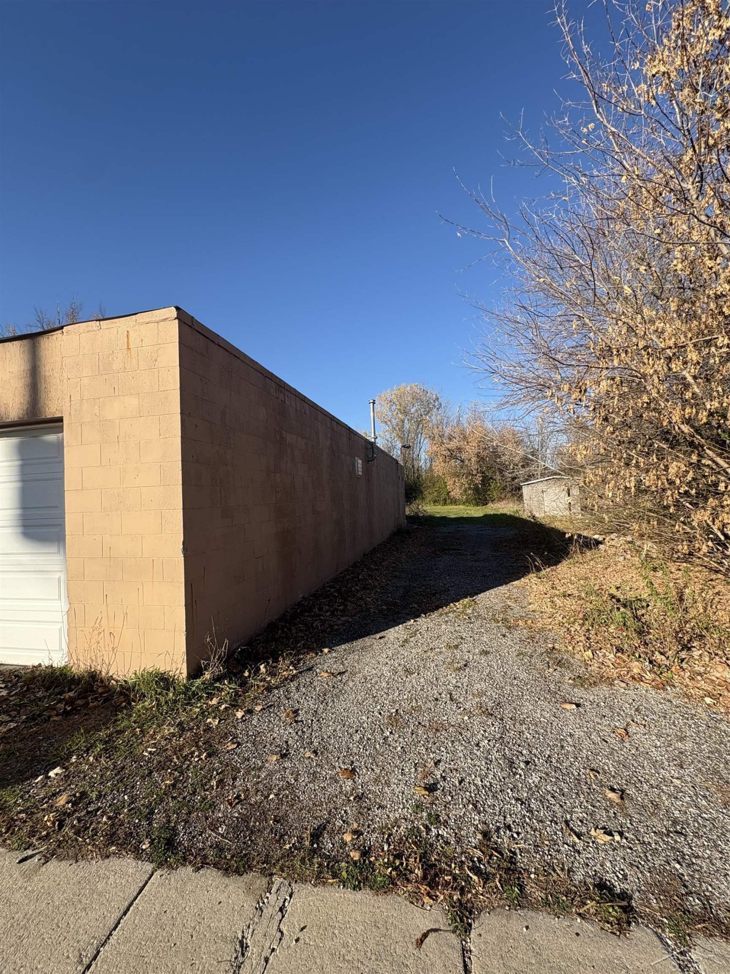 244 shattuck Road, Saginaw, MI 48604 — Photo 14