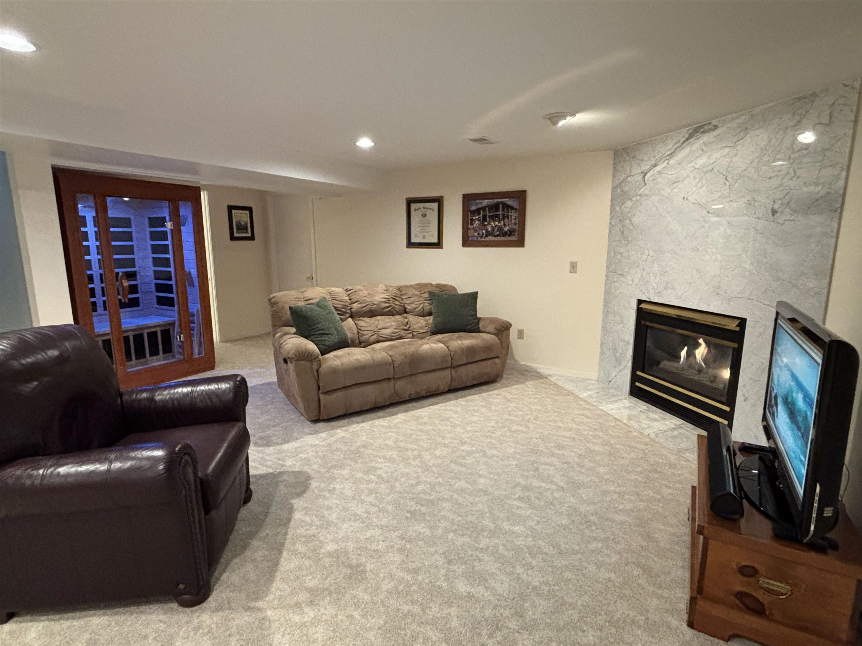 12 Wilshire Drive, Frankenmuth, MI 48734 — Photo 18
