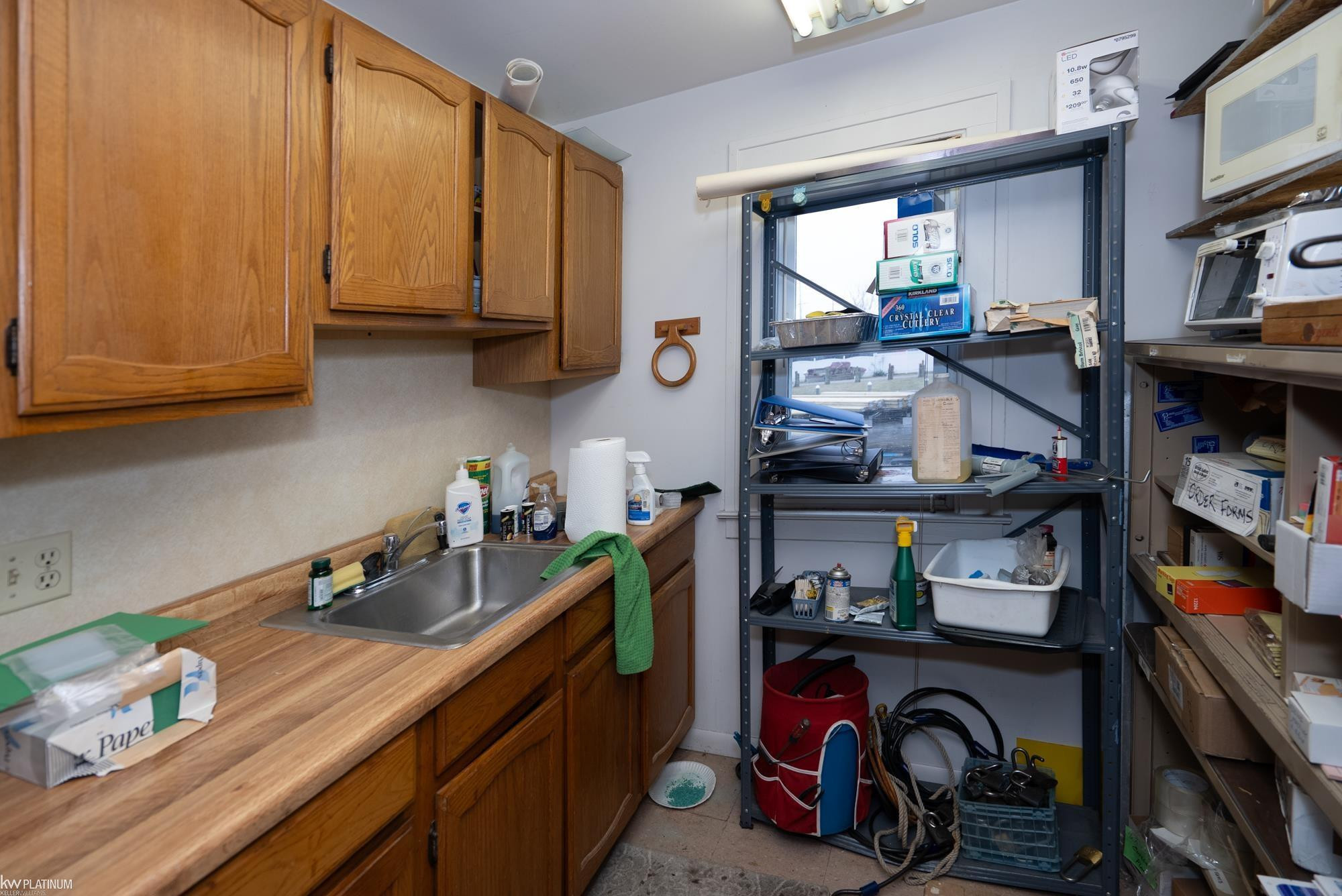 7427 Dyke Road, MI 48001 — Photo 17