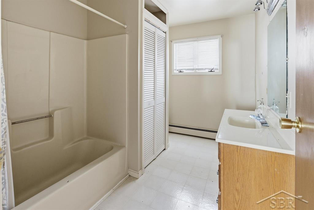4848 N Verity Court, Sanford, MI 48657 — Photo 17