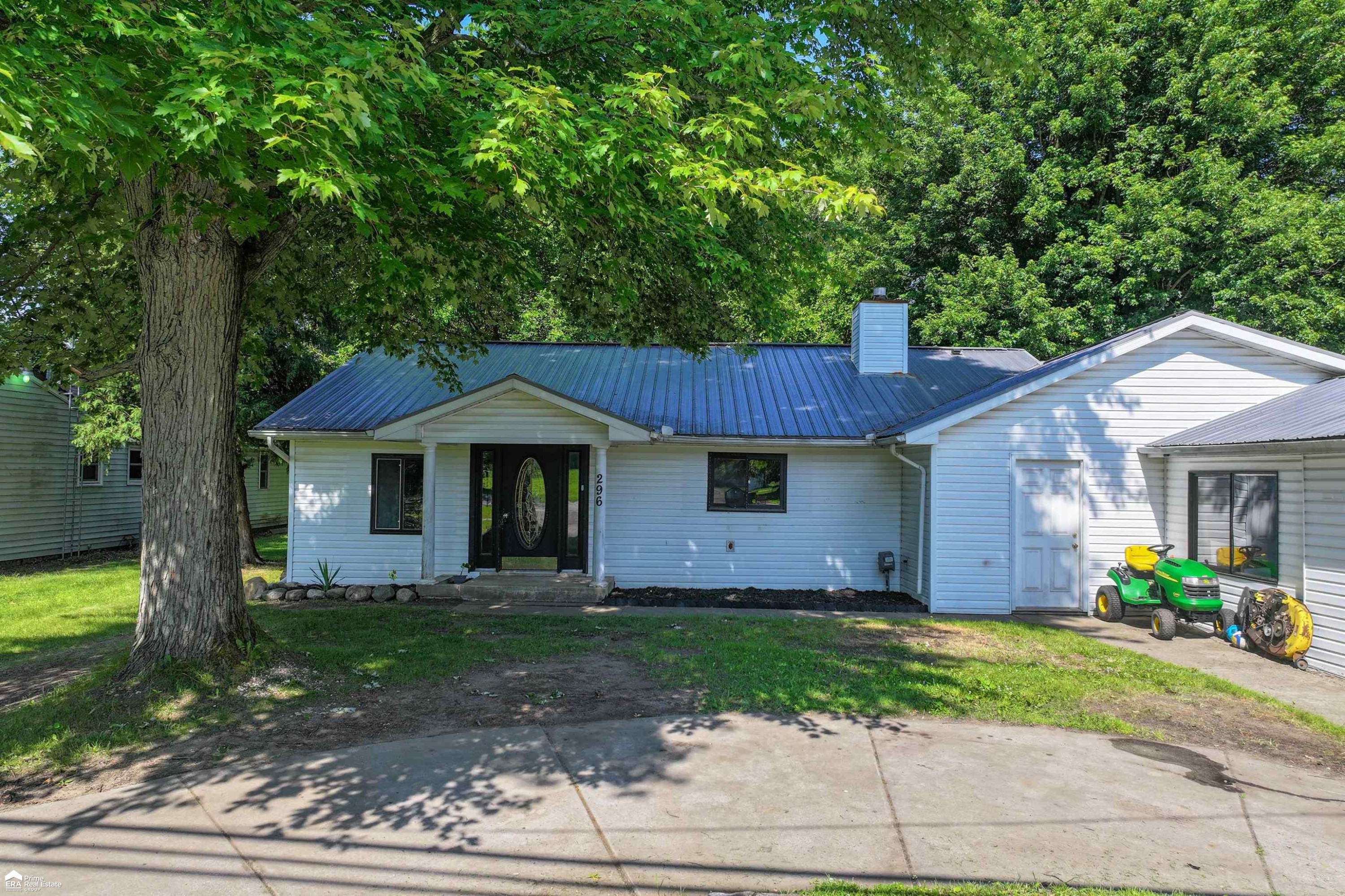 296 S Saginaw Street, Montrose, MI 48457 — Photo 27