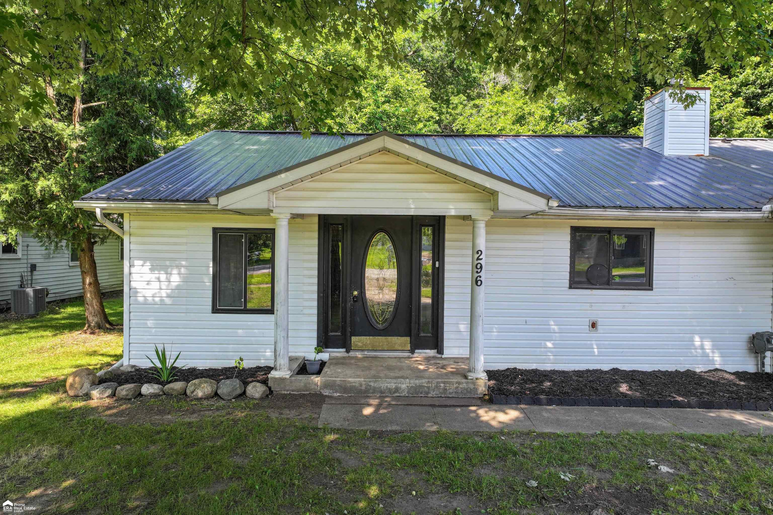 296 S Saginaw Street, Montrose, MI 48457 — Photo 28