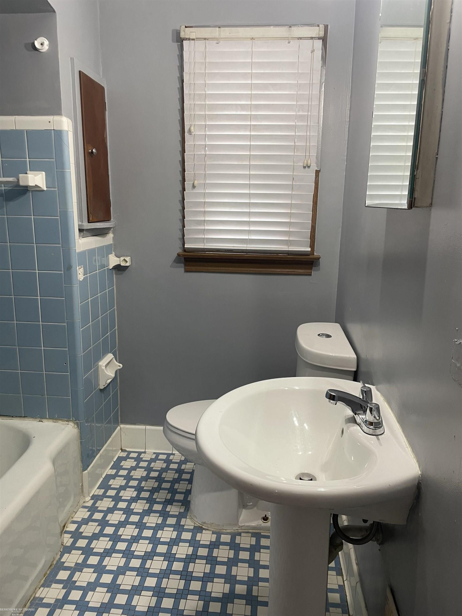 16173 Forest Avenue, Eastpointe, MI, 48021