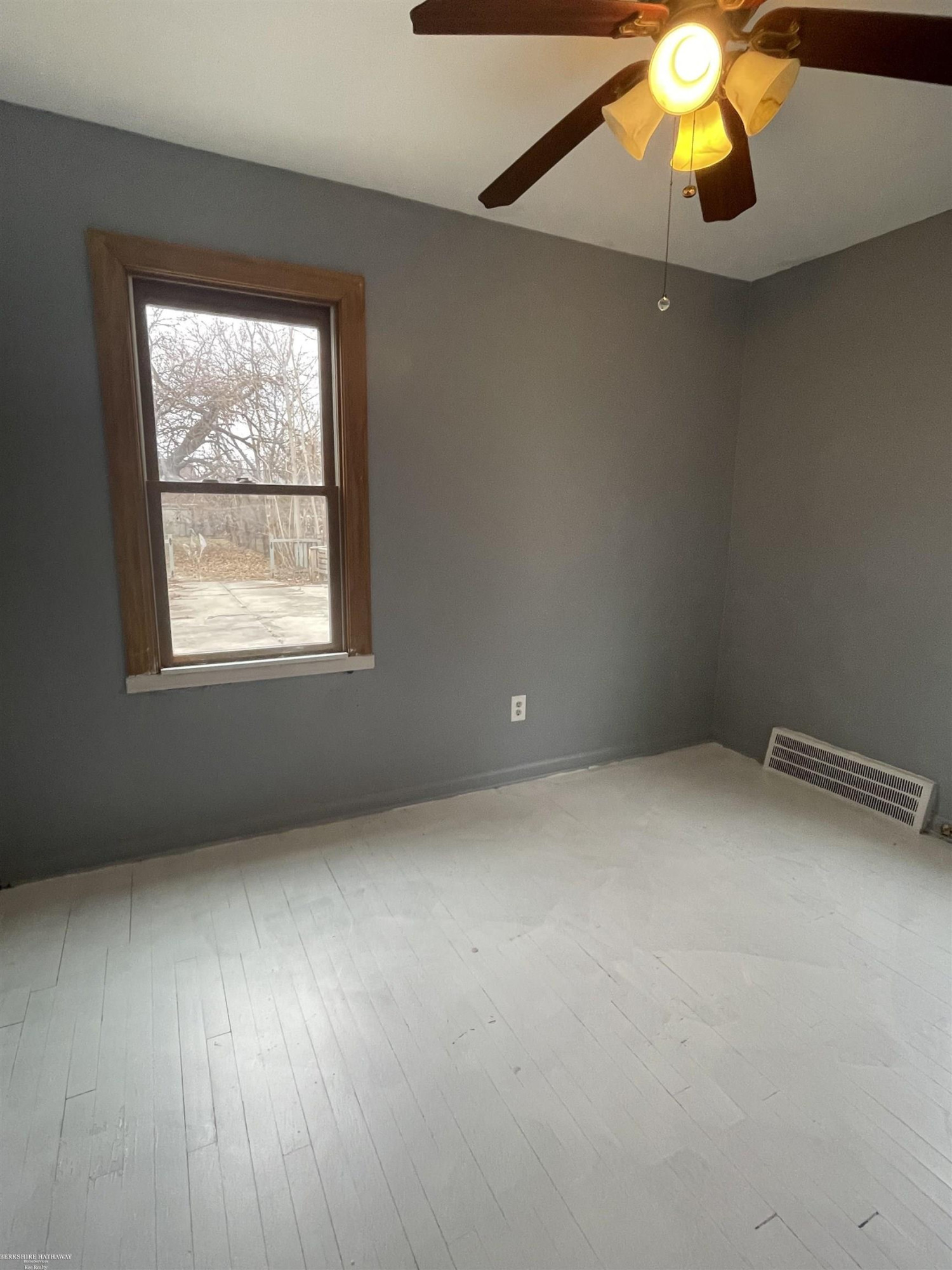 16173 Forest Avenue, Eastpointe, MI, 48021