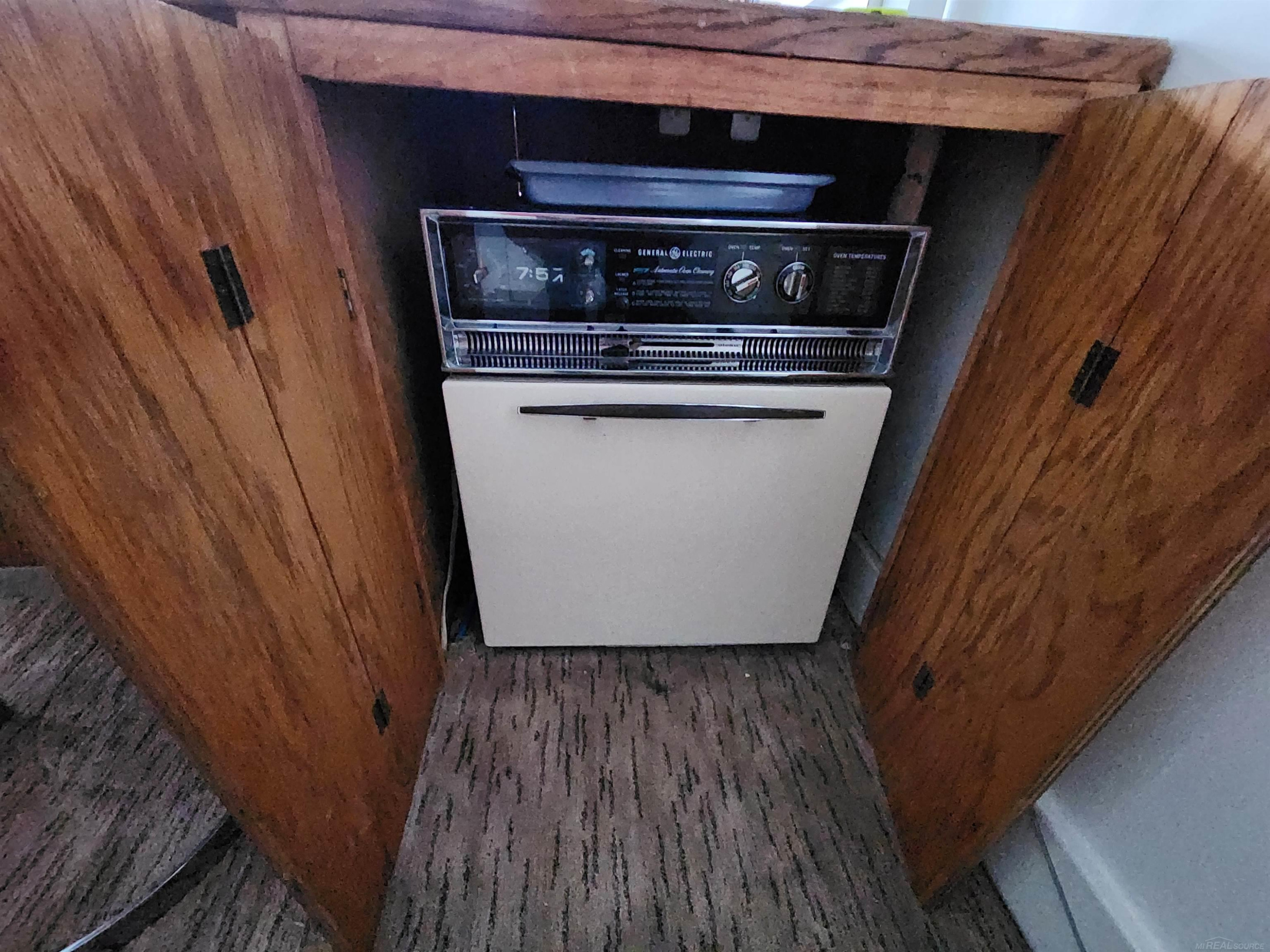 295 Rivard Boulevard, #1W, Grosse Pointe, MI 48230 — Photo 10