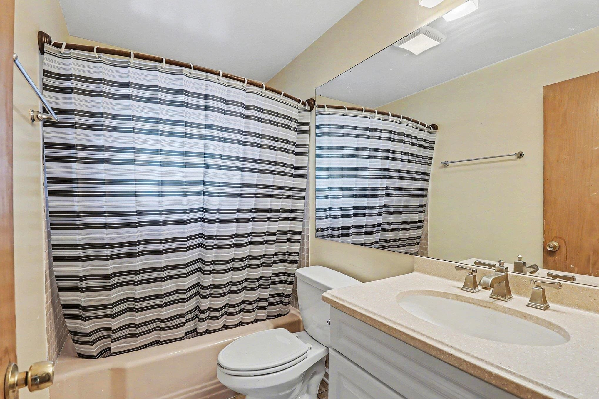 3088 Curtis Drive, Flint, MI 48507 — Photo 11