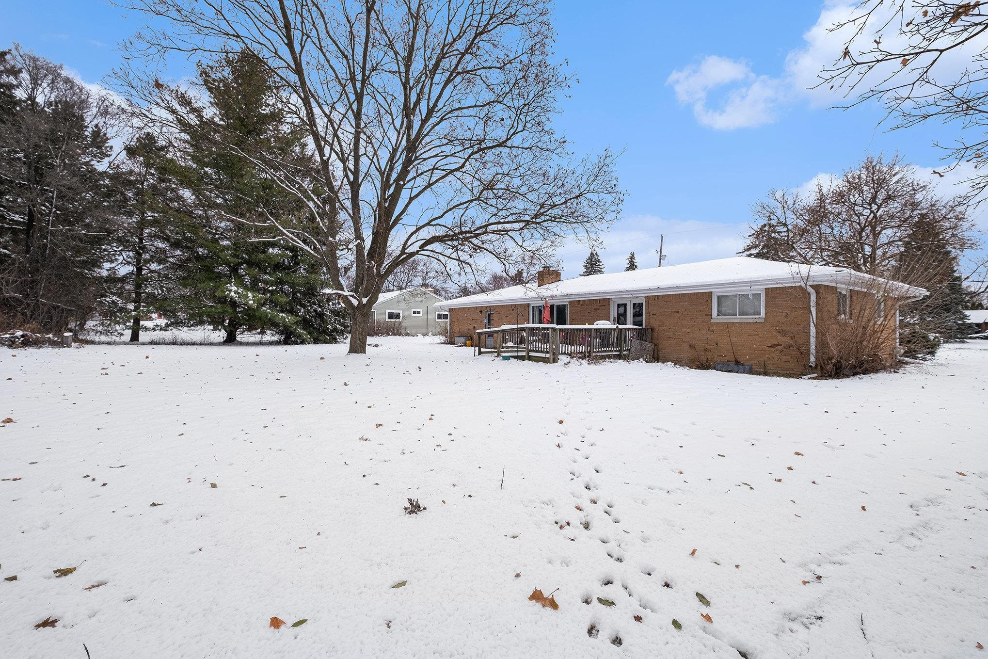 3088 Curtis Drive, Flint, MI 48507 — Photo 17