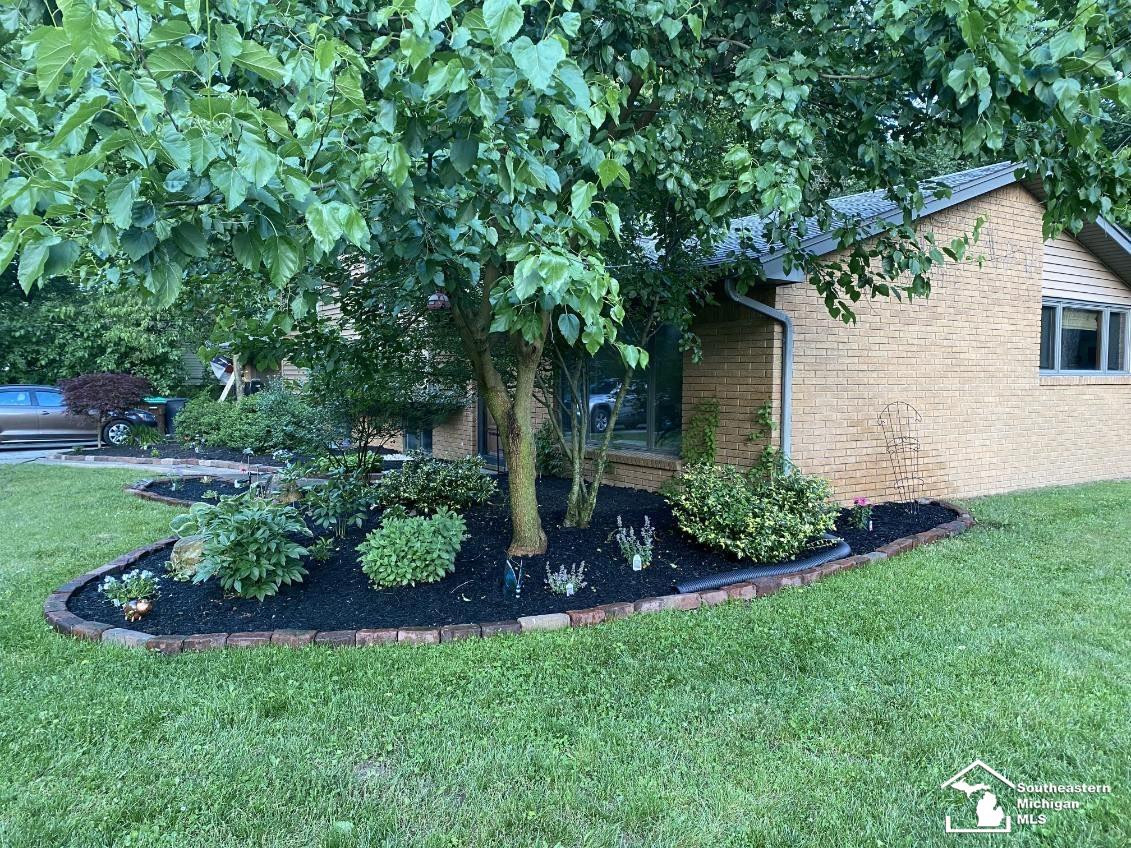 3447 Woodmont Drive, Lambertville, MI 48144 — Photo 32