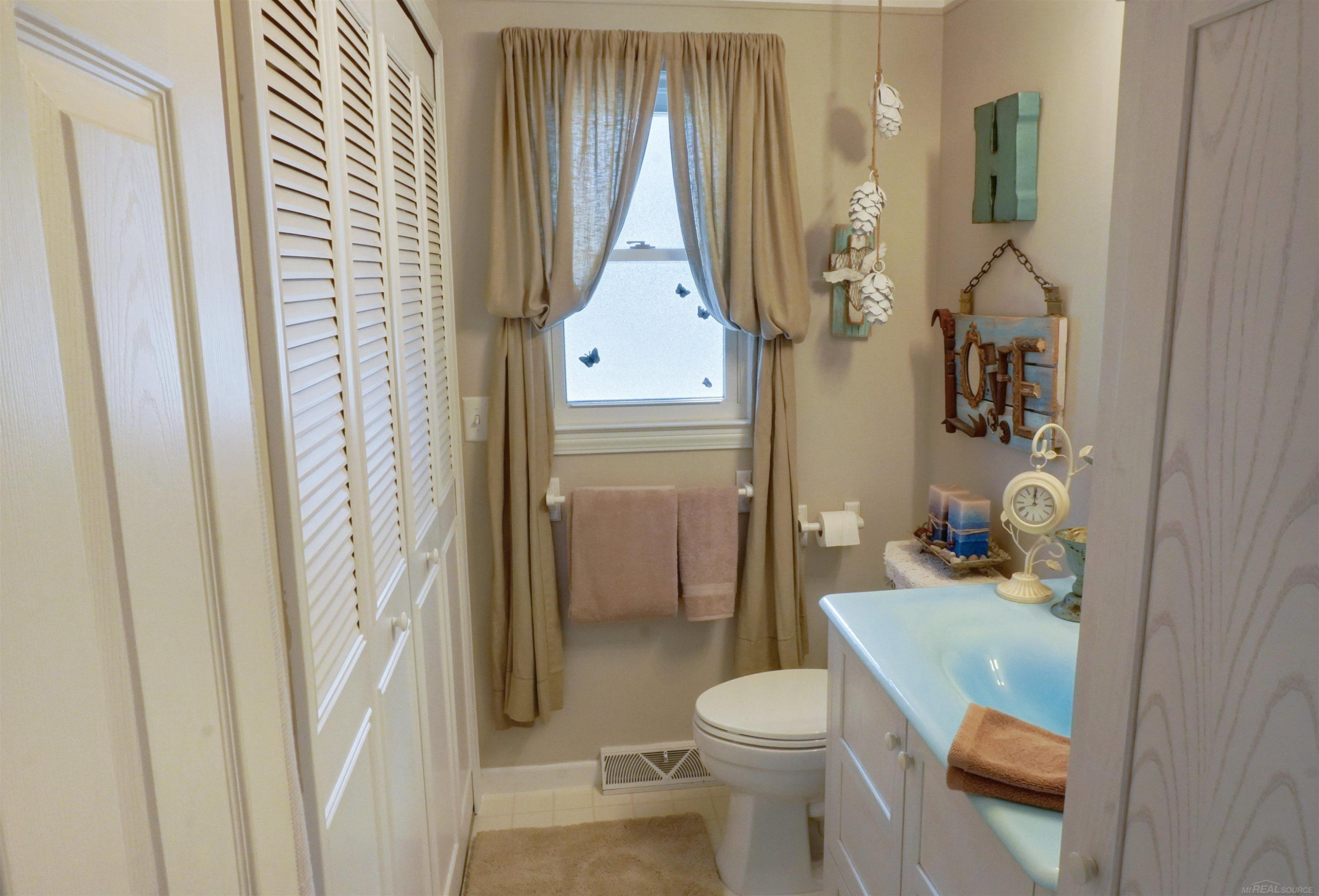4459 Cambridge Drive, Port Huron, MI 48060 — Photo 19