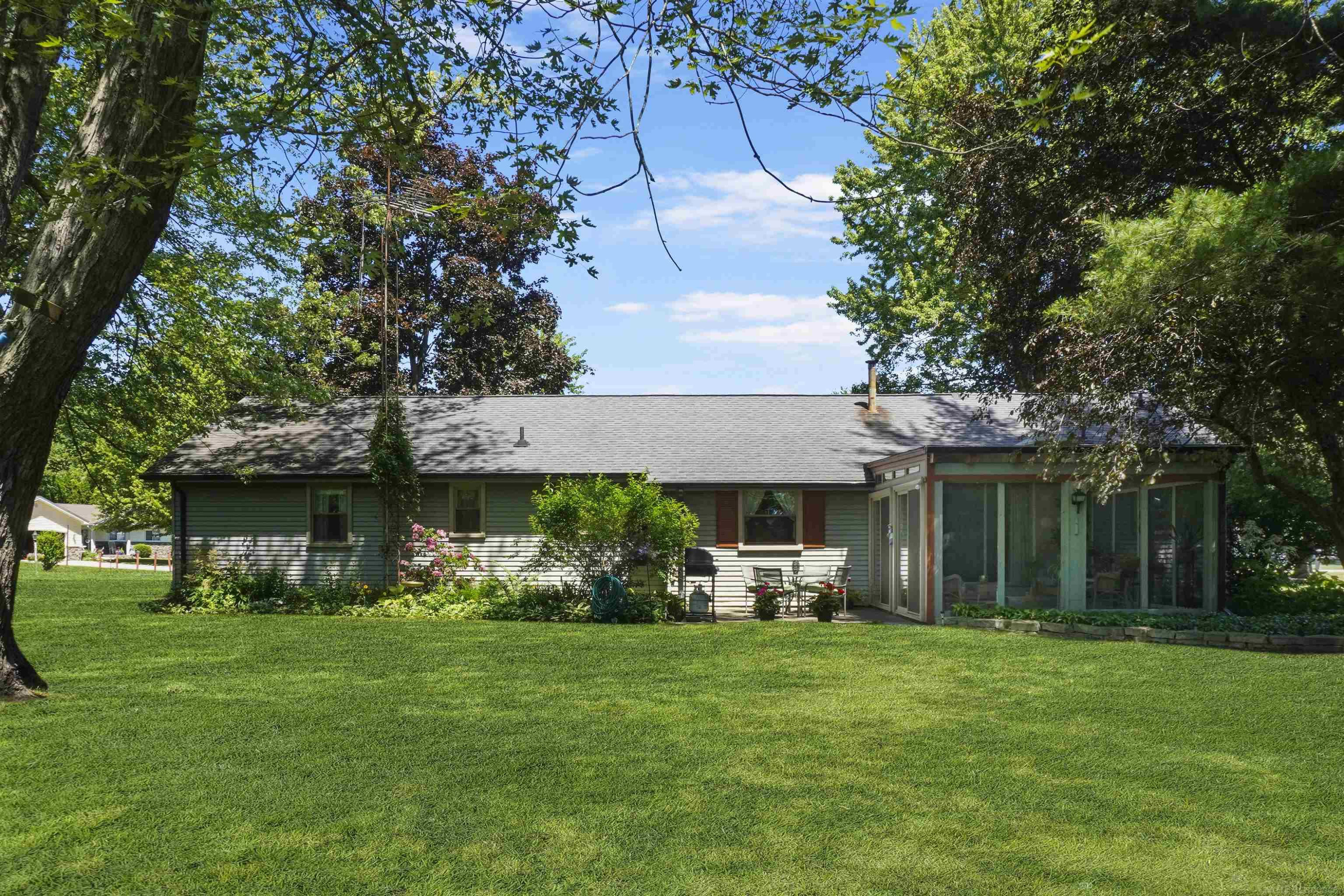 4459 Cambridge Drive, Port Huron, MI 48060 — Photo 27