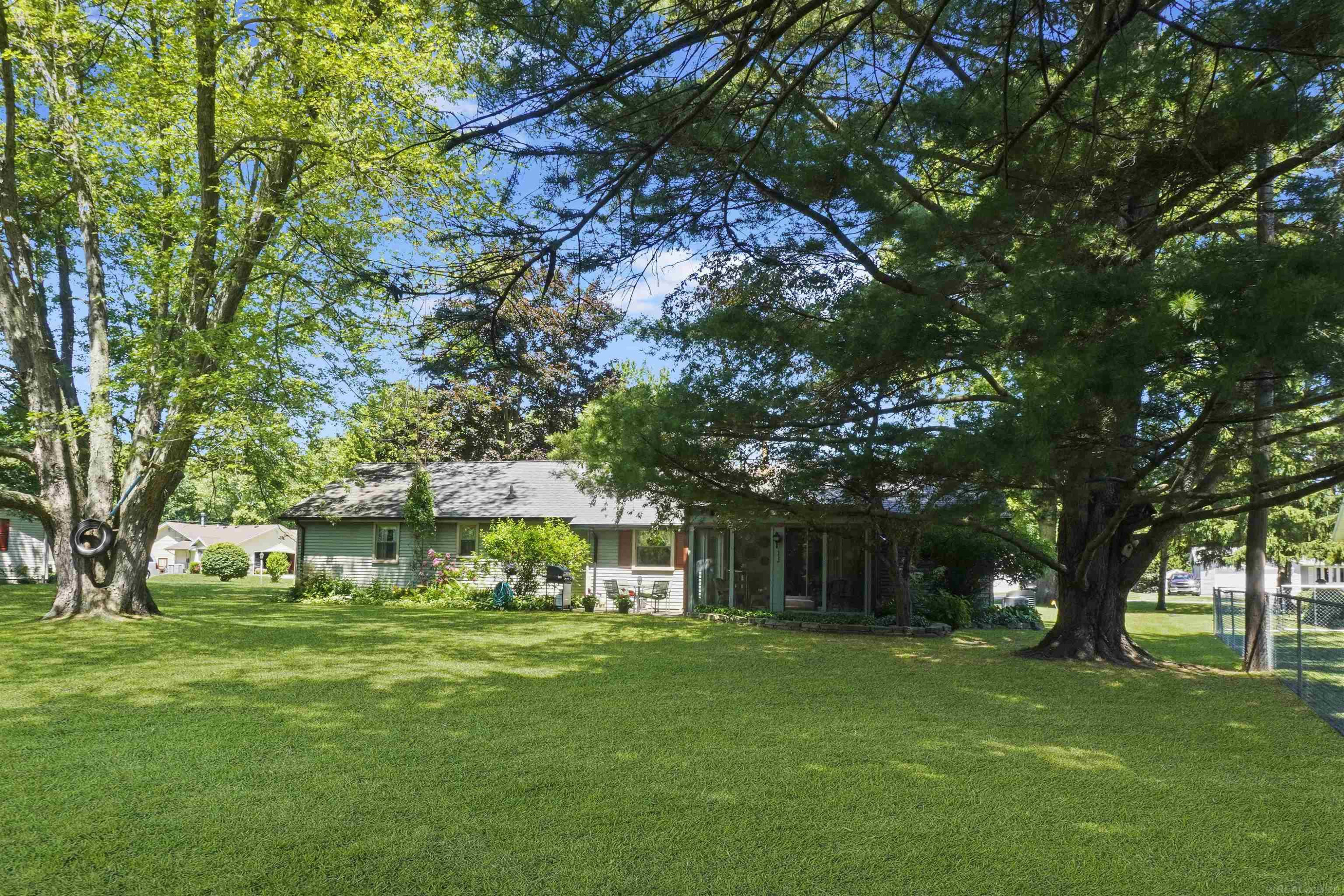 4459 Cambridge Drive, Port Huron, MI 48060 — Photo 28