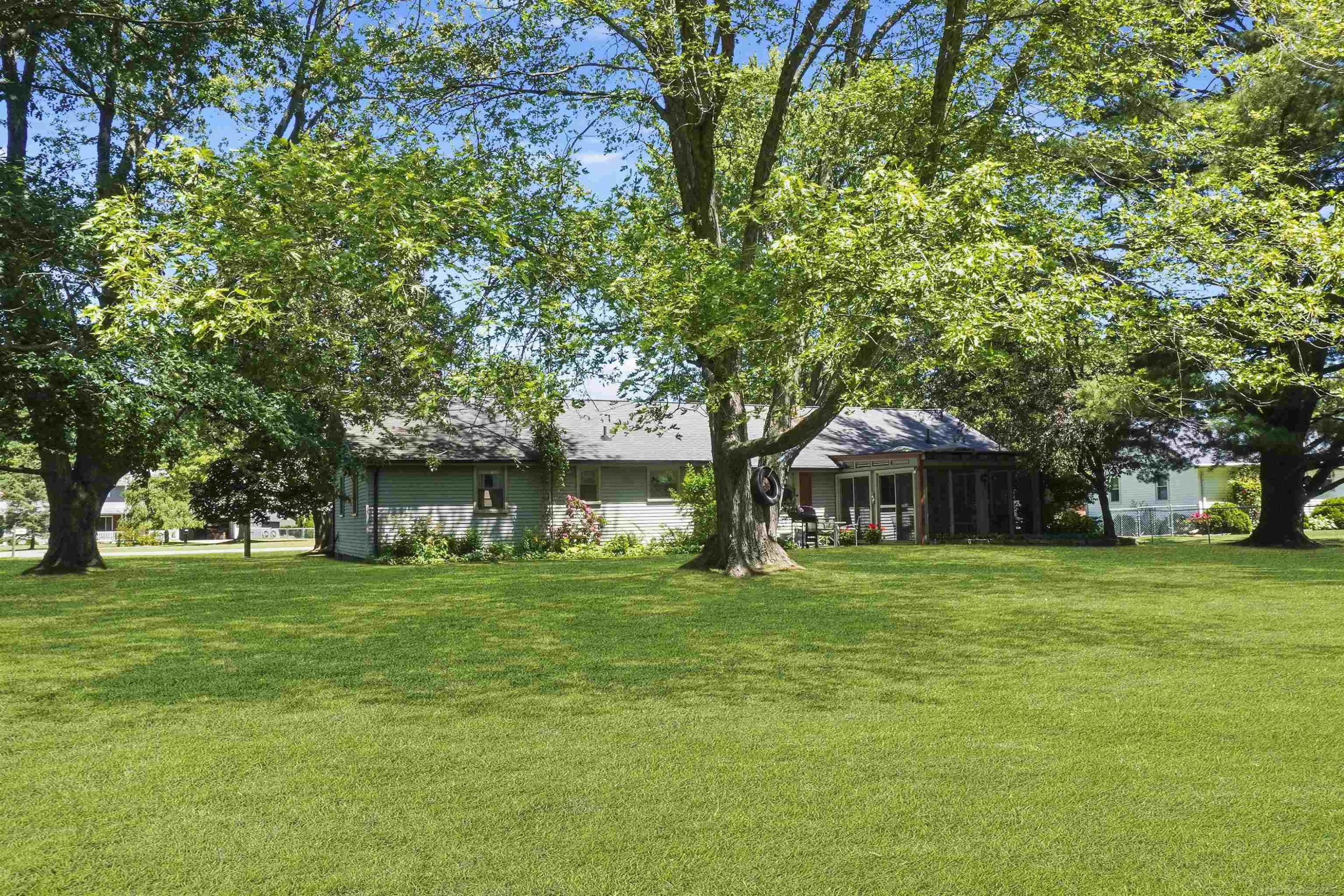 4459 Cambridge Drive, Port Huron, MI 48060 — Photo 29