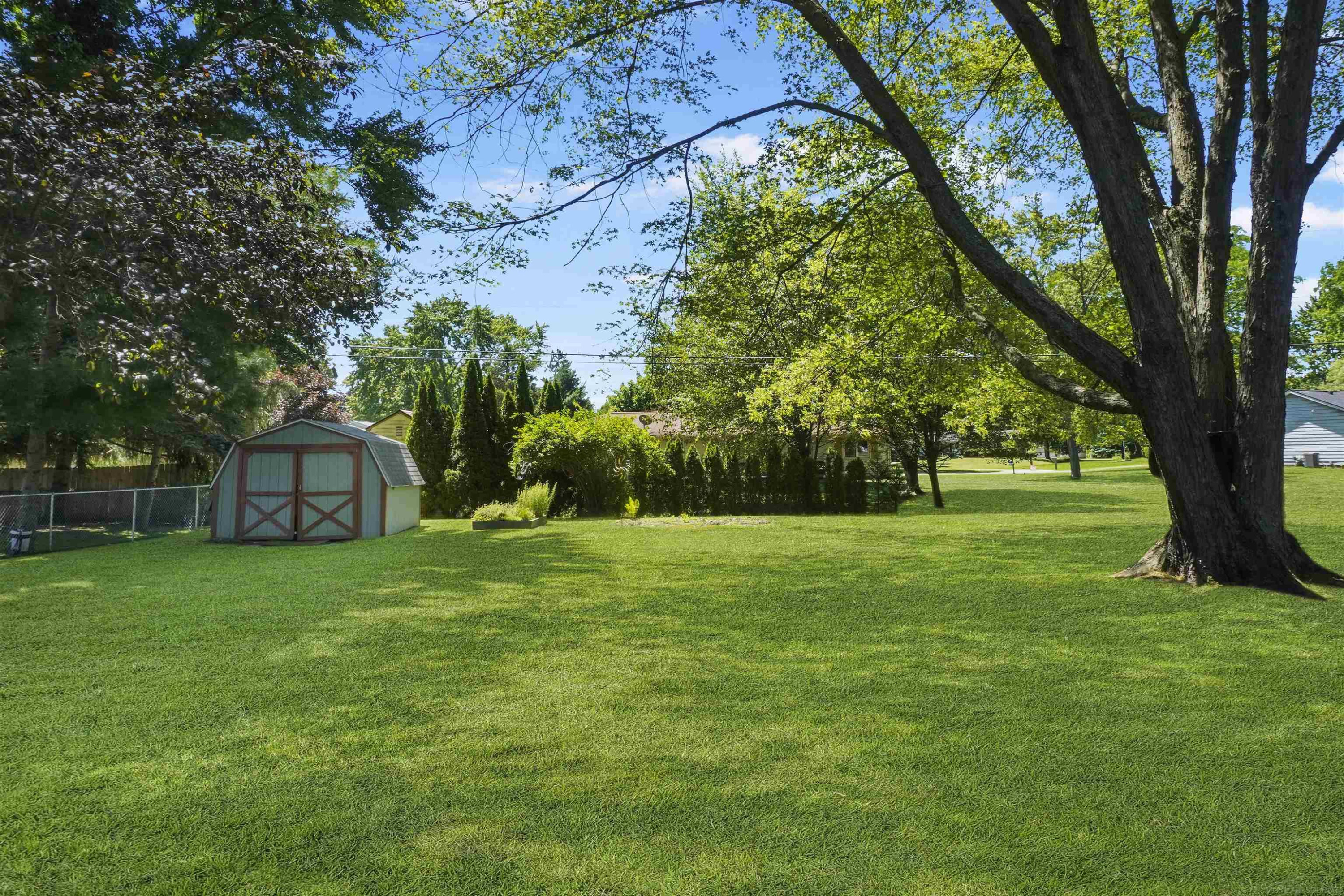 4459 Cambridge Drive, Port Huron, MI 48060 — Photo 31
